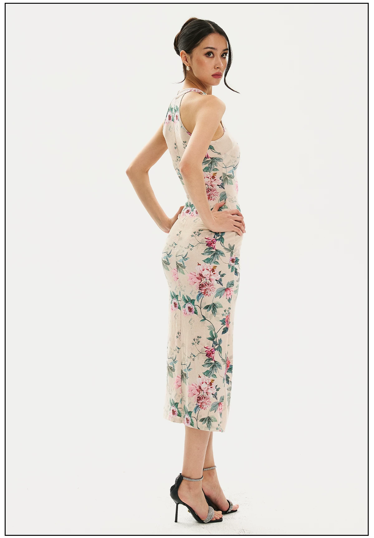 FIND YA WINGS Floral Shadow Halter Midi Cheongsam