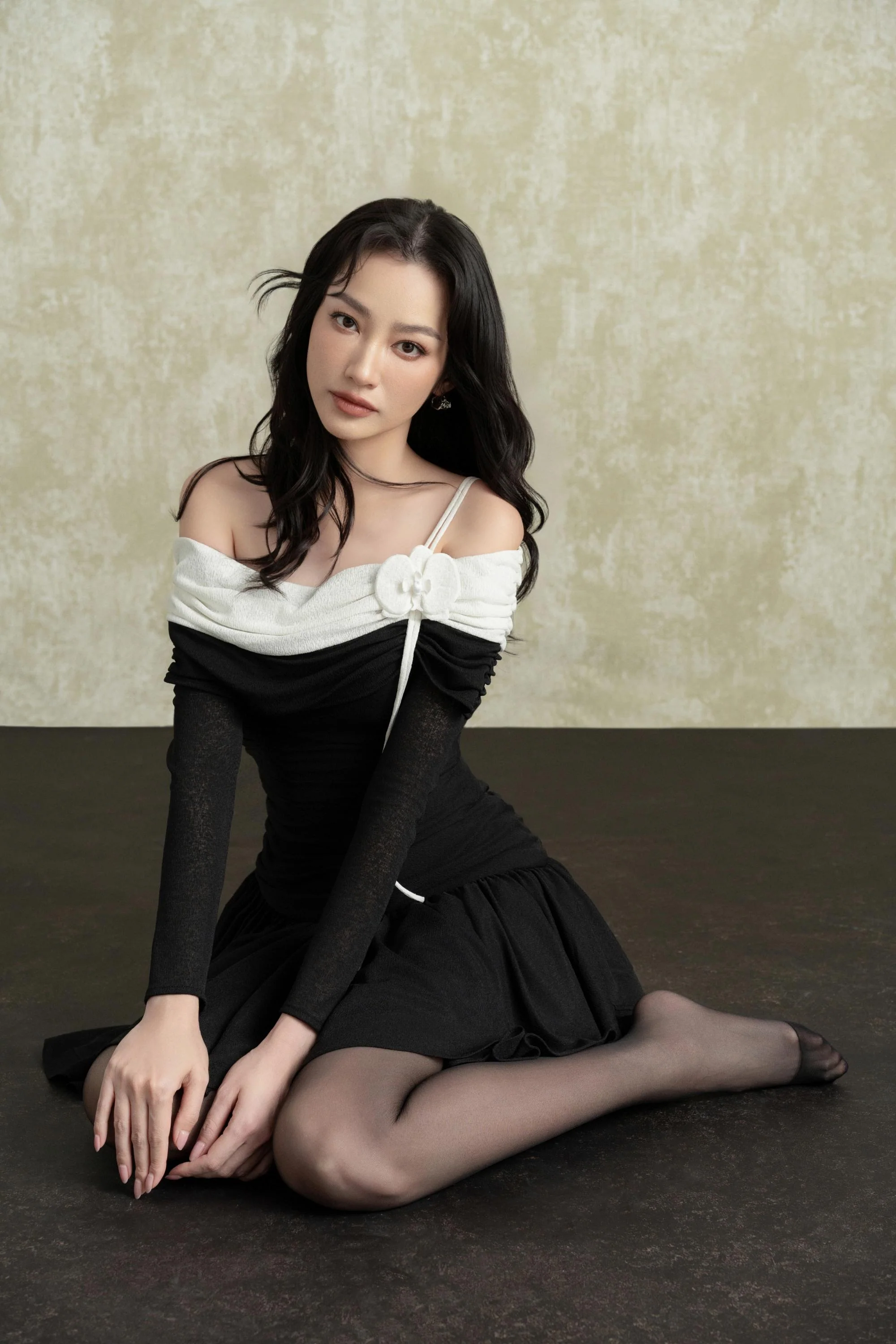 BYDENIO Dione Off-shoulder Mini Dress