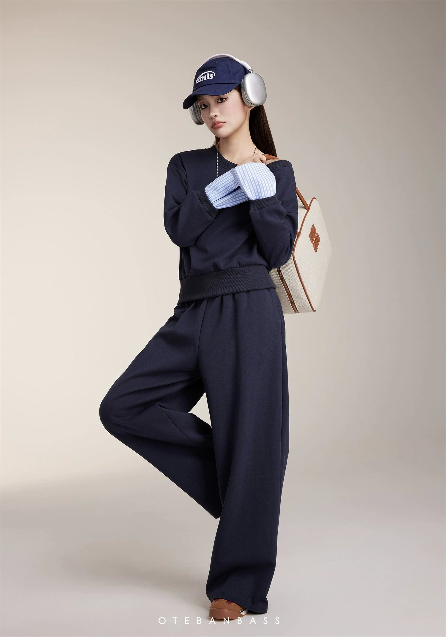 OTEBANBASS Navy Off-Shoulder Sweatshirt Set