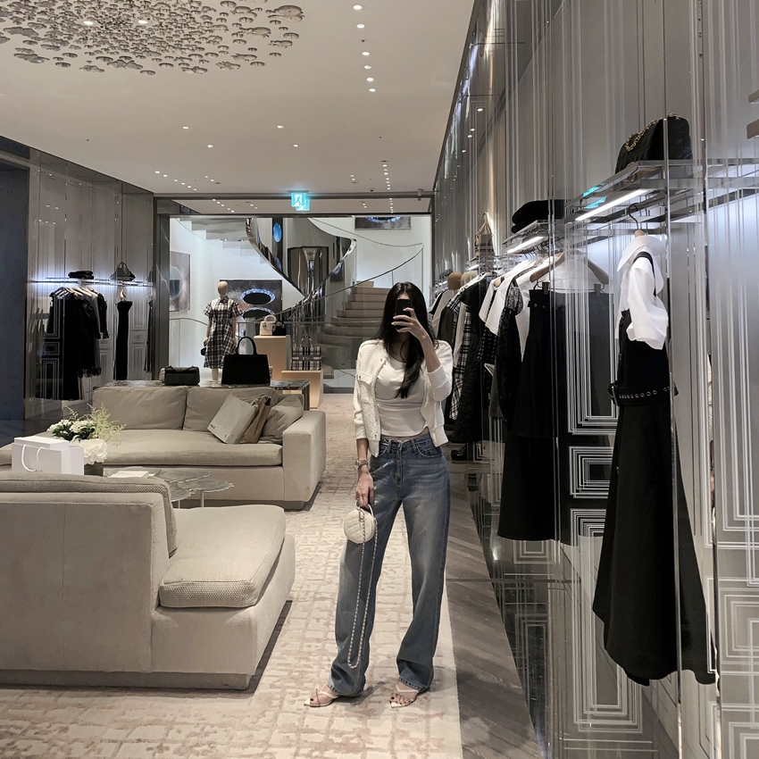 Guse Soft Unwashed Denim Trousers