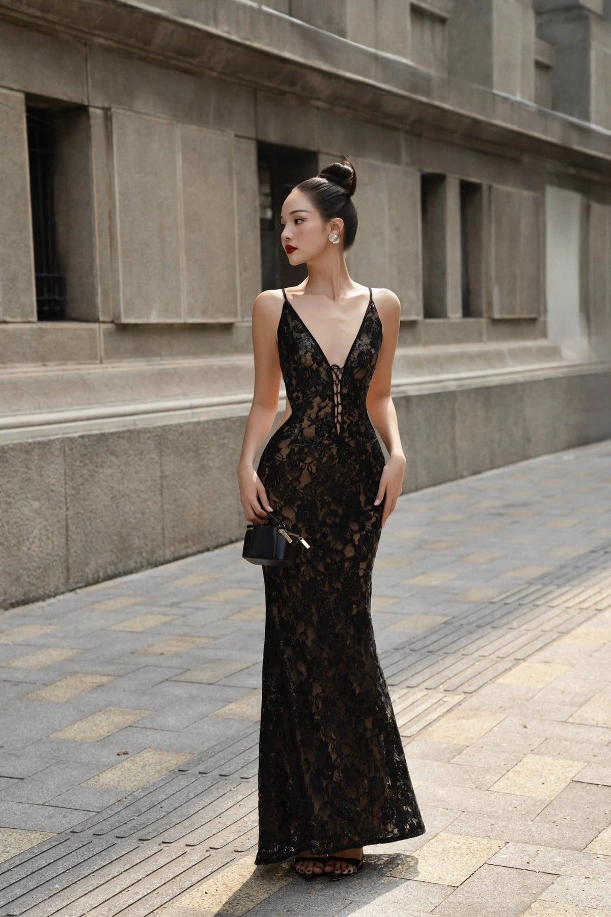 CHARMANINE BLACK LACE Dress