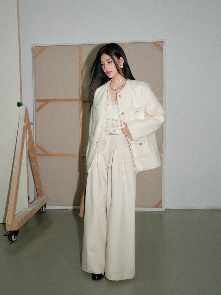 OLIVIA DUO DWT25418 Oversized Straight-Line White Bouclé Jacket