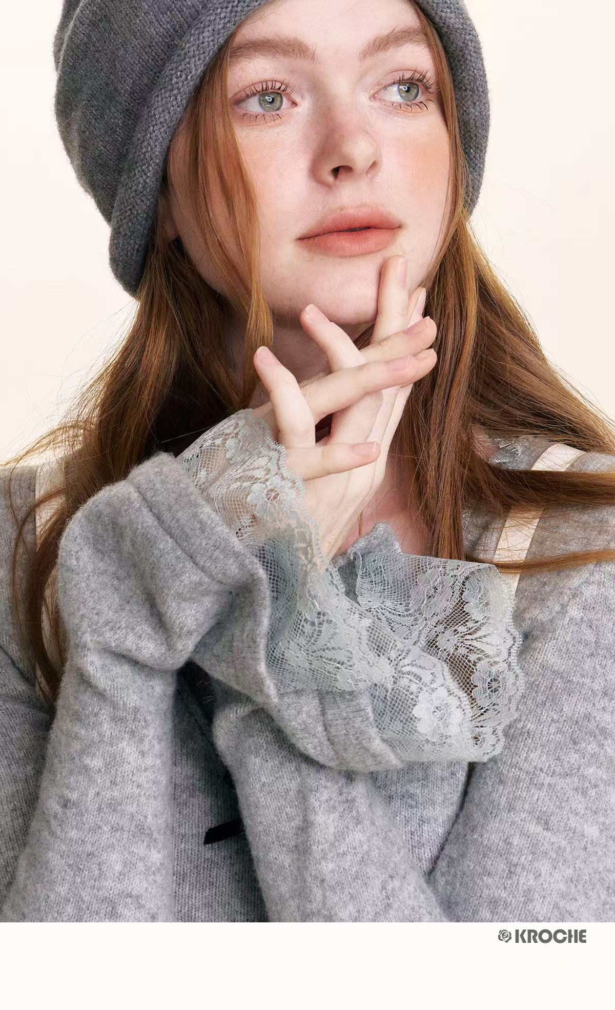 Kroche V-nece Lace Knitted Shirt (2color)
