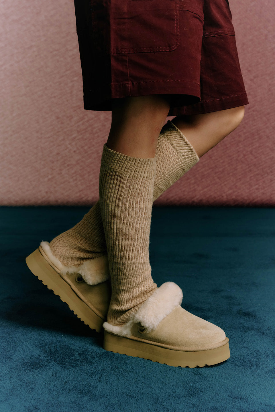 OZLANA UGG OZ3007 LOGO PLATFORM SLIPPER