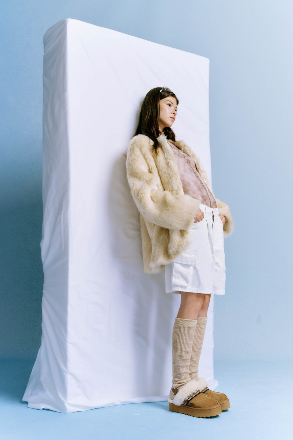 OZLANA UGG OZ3014 CLASSIC CRESCENT SLIPPER (DETACHABLE FEATURE)