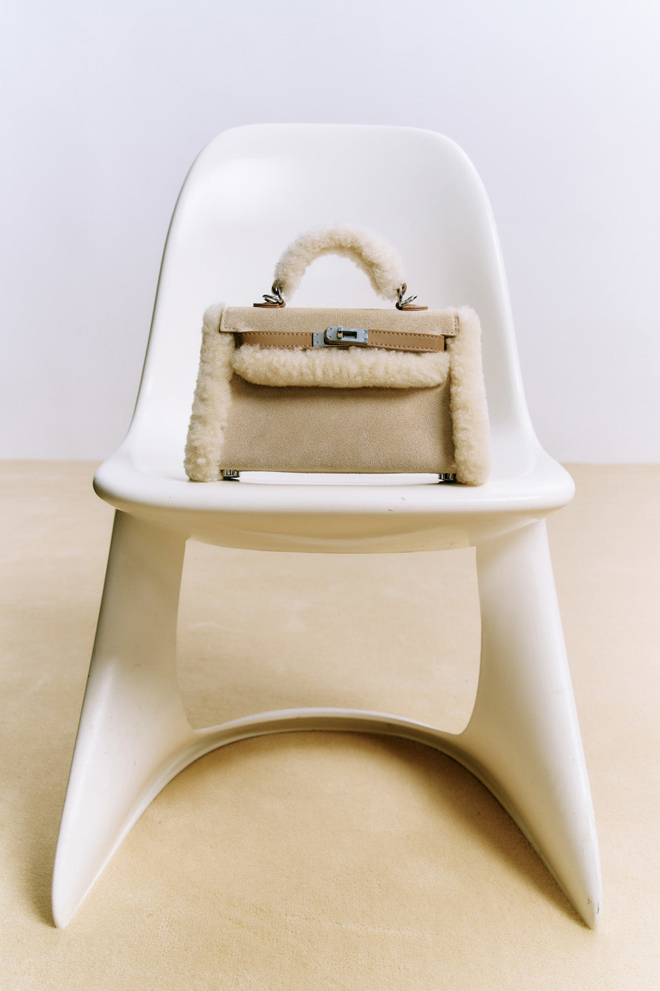 UGG OZ5005 MINI SHEARLING HANDBAG