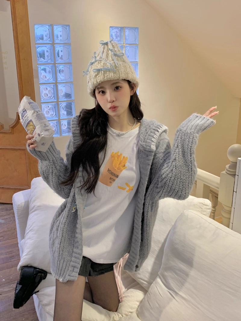 Momonana Hooded Toggle-Front Cardigan (grey)