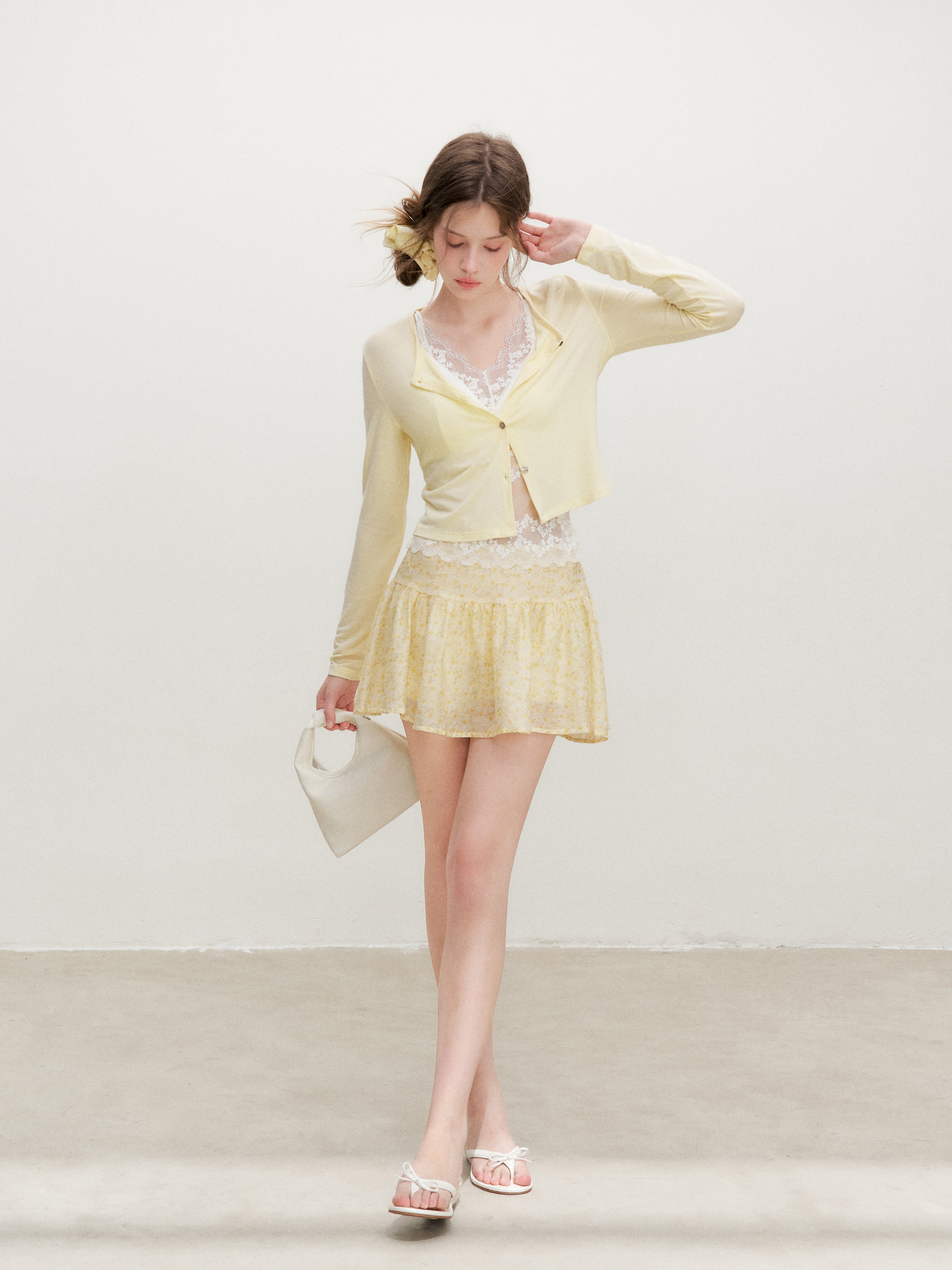 16DEWS 16D26356 Lively Floral A-Line Skirt
