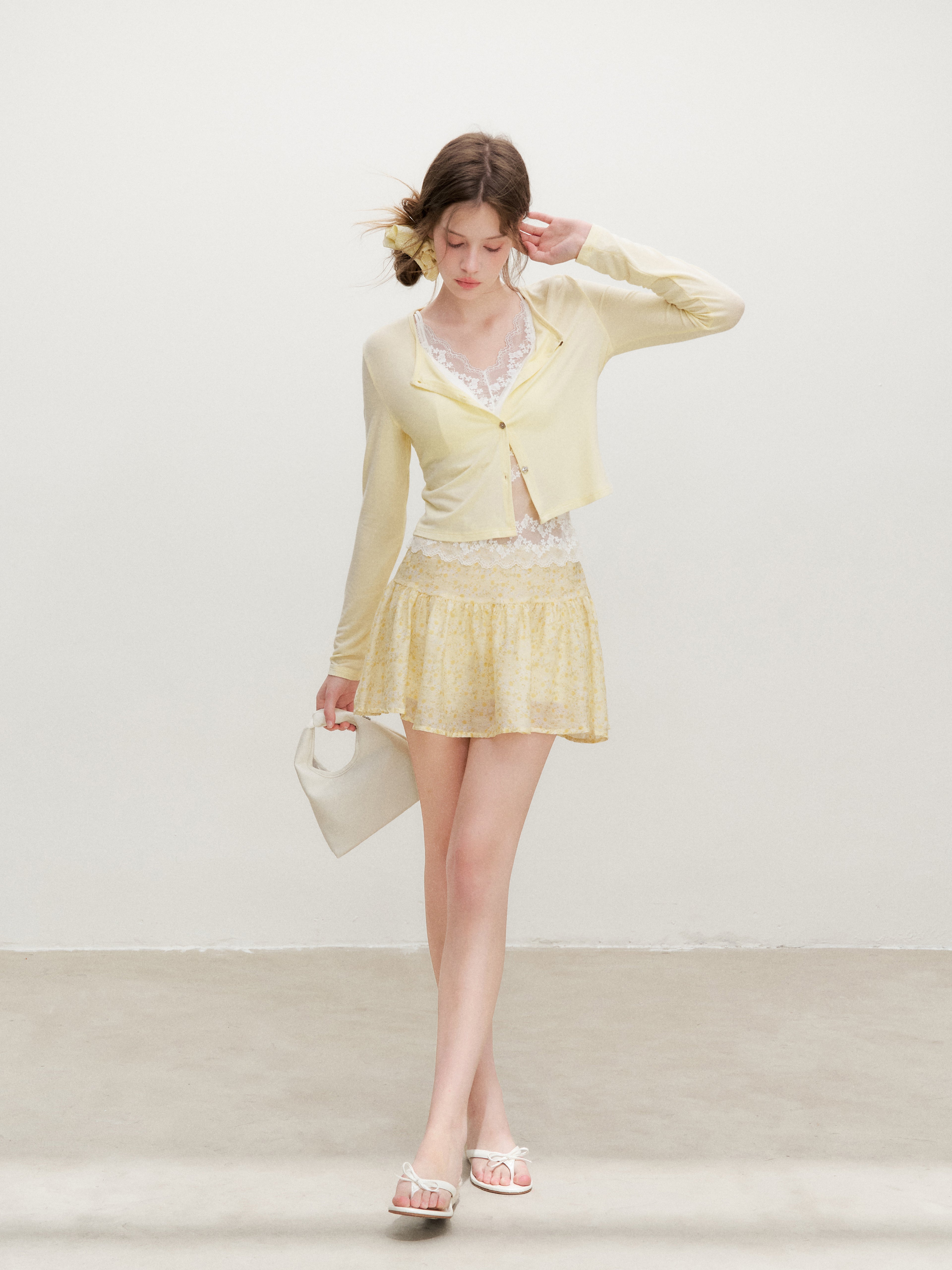 16DEWS 16D26356 Lively Floral A-Line Skirt