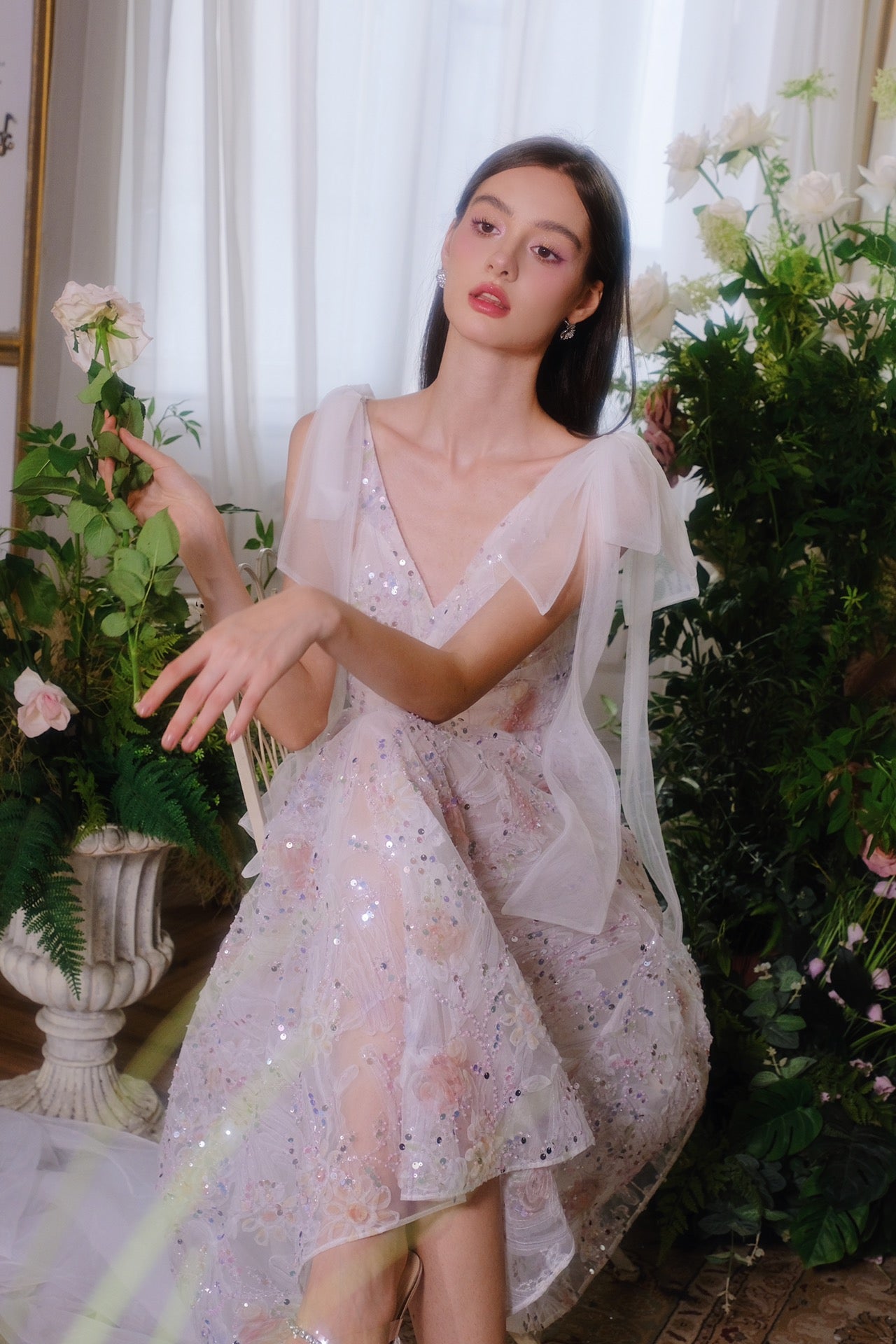 Wardrobes by chen Crystal sequin embroidered dress