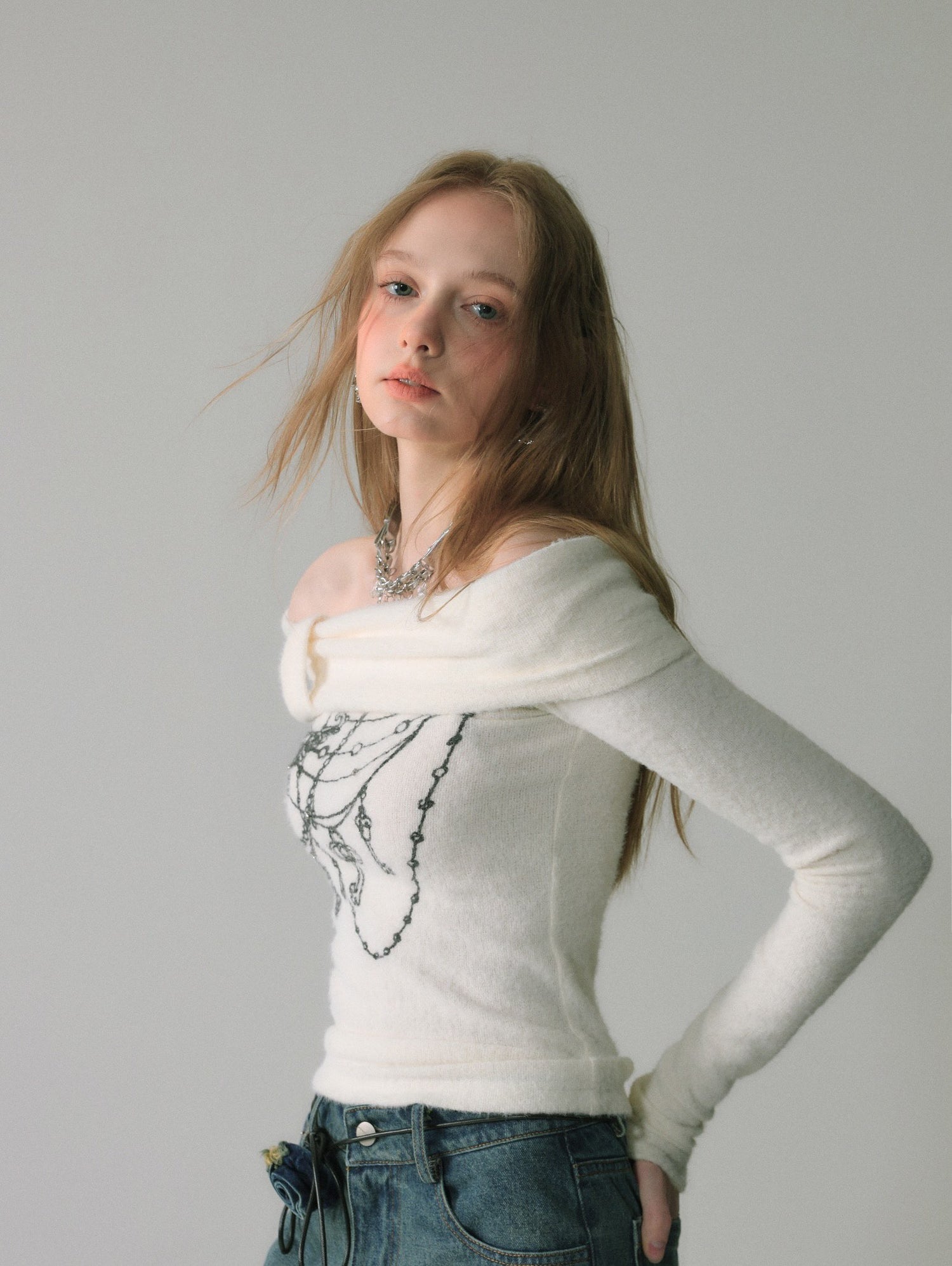 LAFREEDOM SALE Off-Shoulder Vintage Print Slim-Fit Top