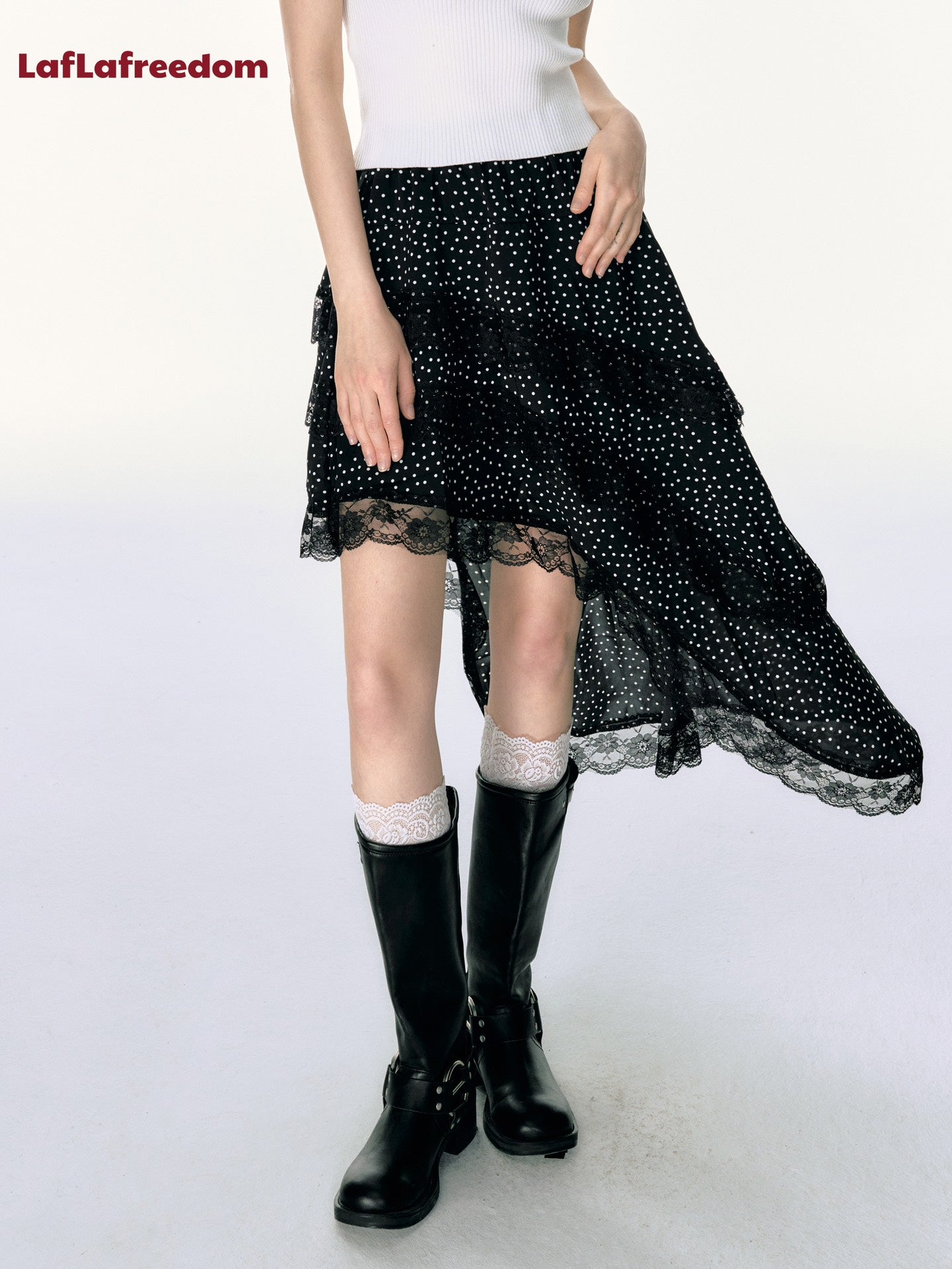 Lafreedom Lace Cut Side Skirt(2color)