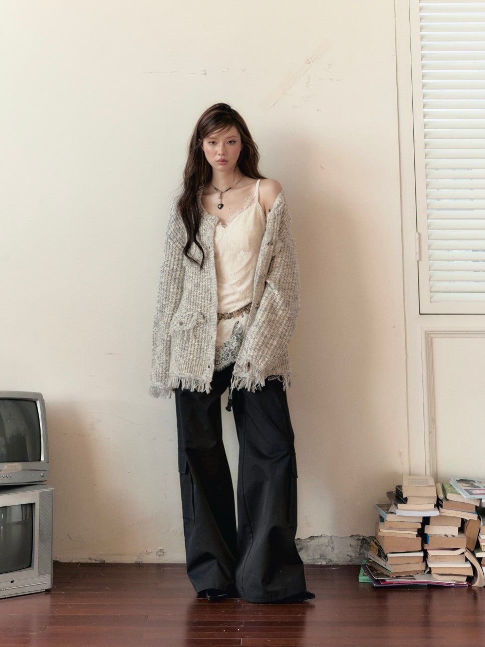 VIA PITTI V24DK116 Broken Cardigan with Scarf