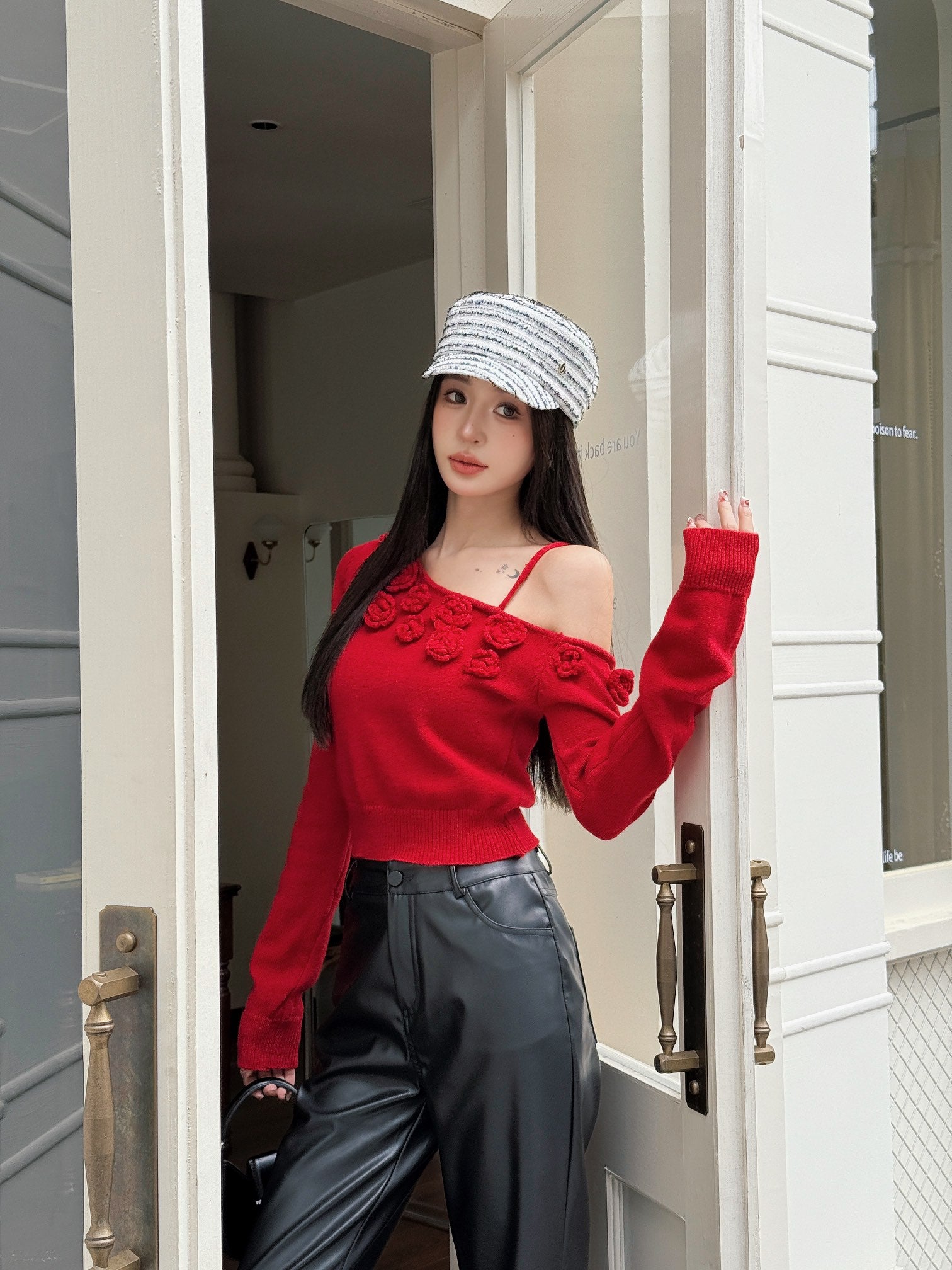 West.Y One-shoulder Top & Slim-fit Leather Pants