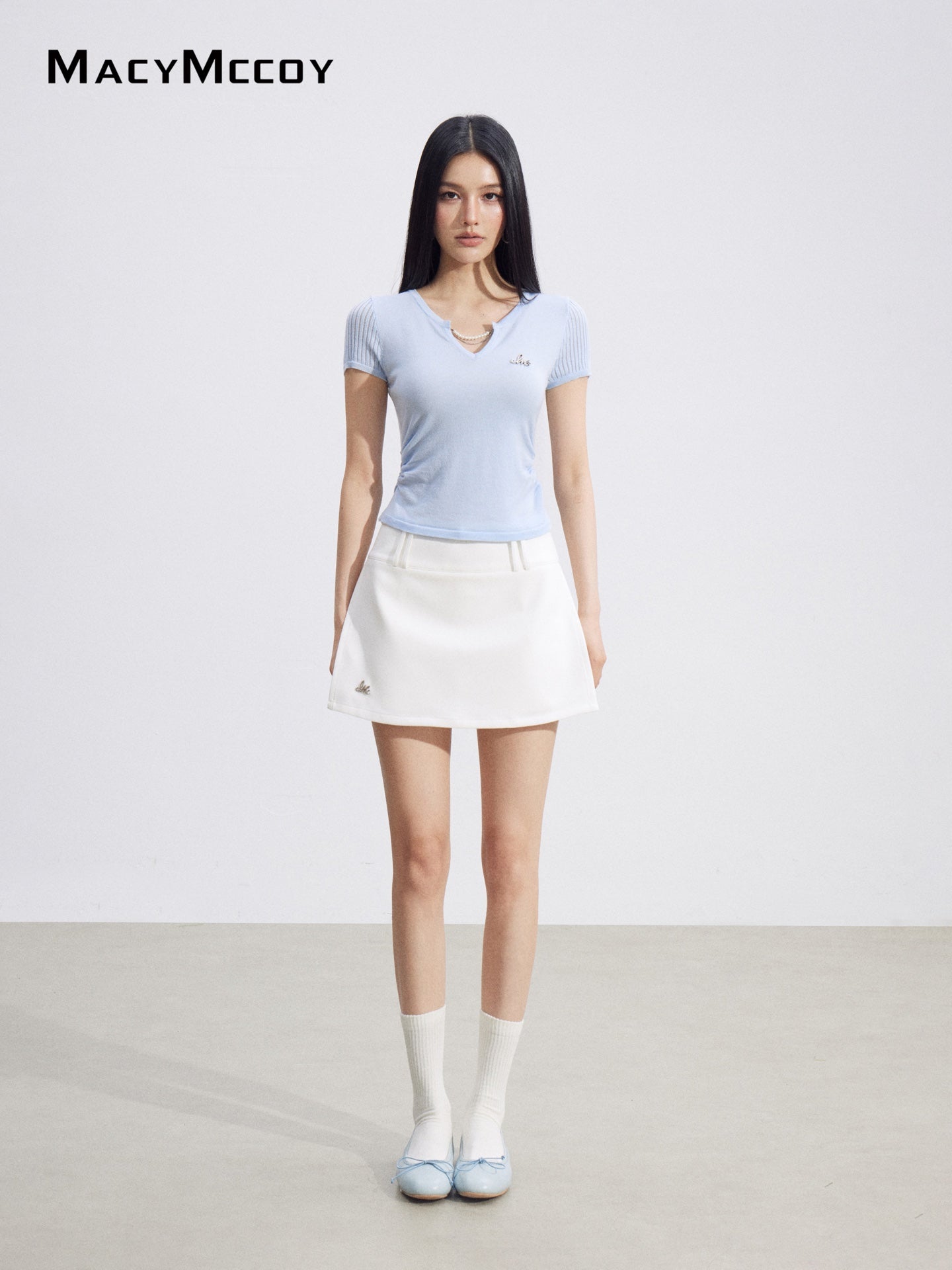 MacyMccoy MMC2026099 Chain Link Ice Silk V-Neck Top(2color)