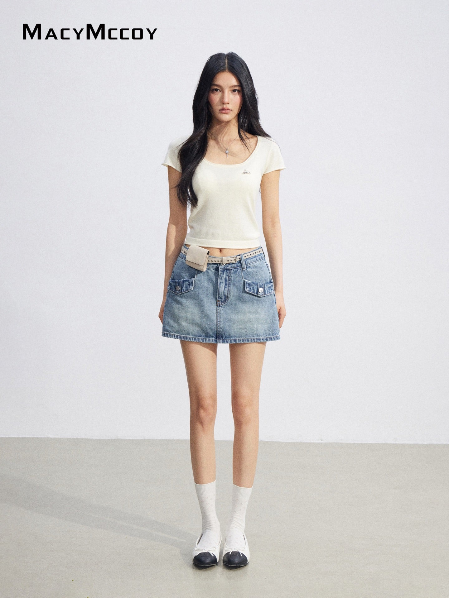 MacyMccoy MMC2026086 Basic U-Neck Top(4color)