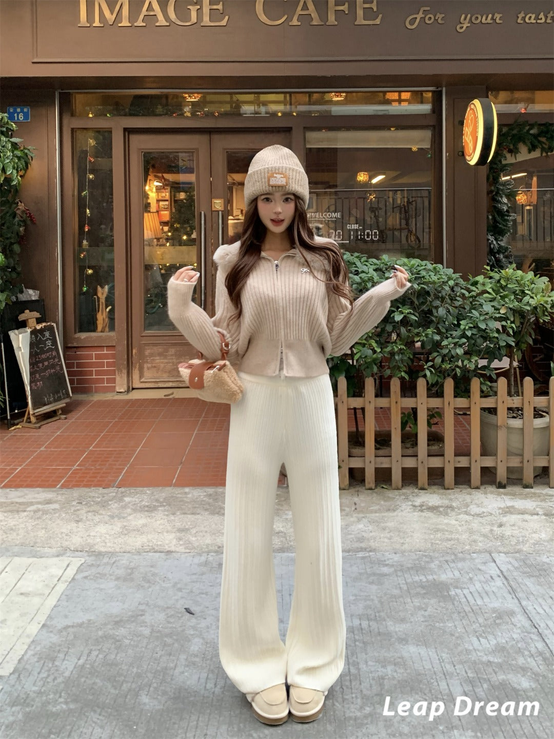Leap Dream SALE ALD26022 White Draped Knit Trousers