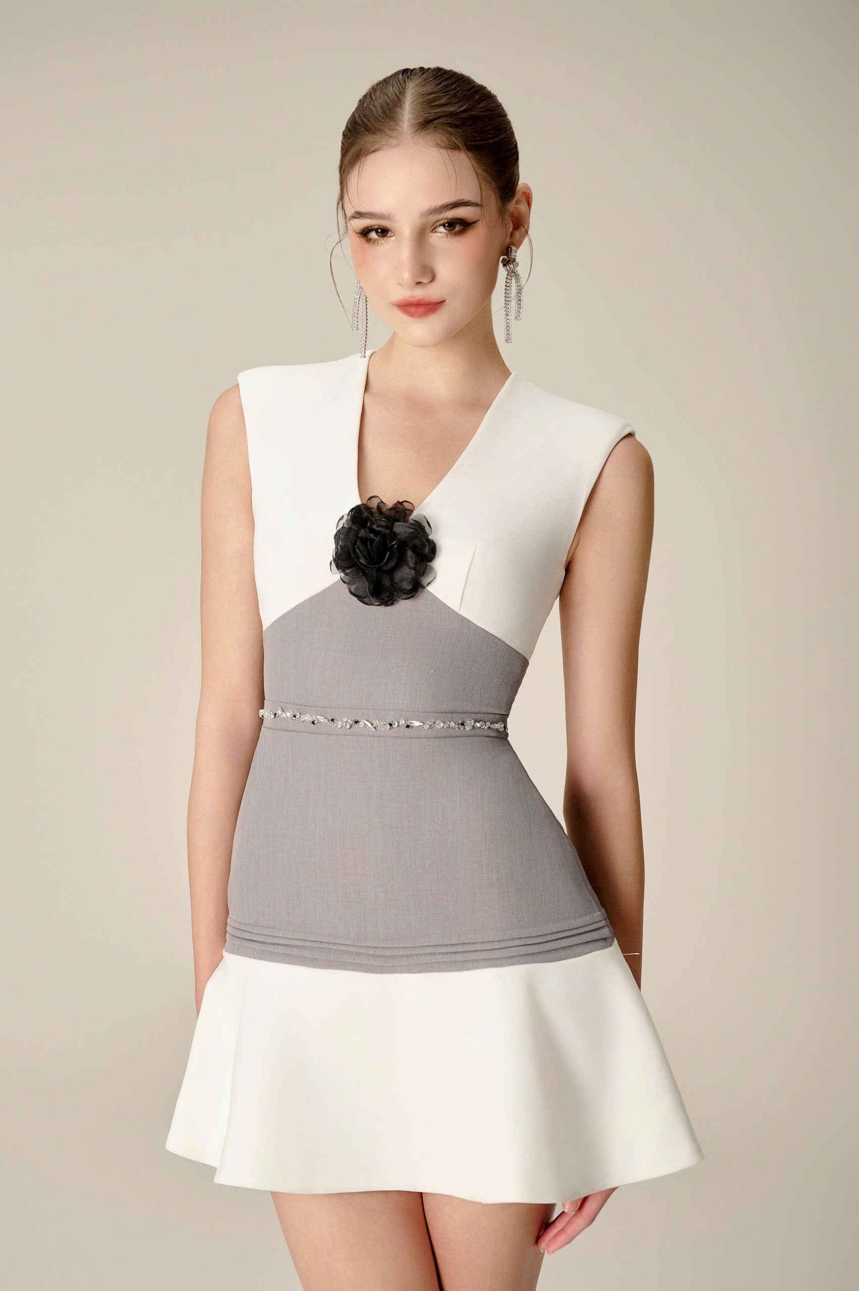 Nhat VY NAOMI DRESS