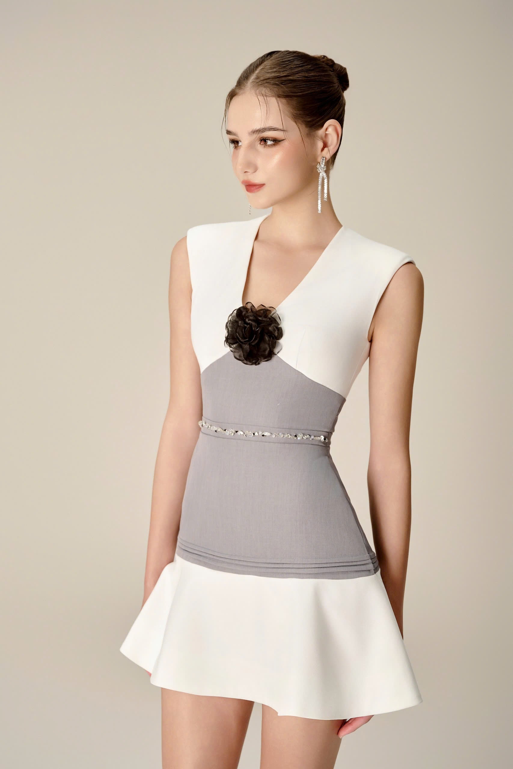 Nhat VY NAOMI DRESS