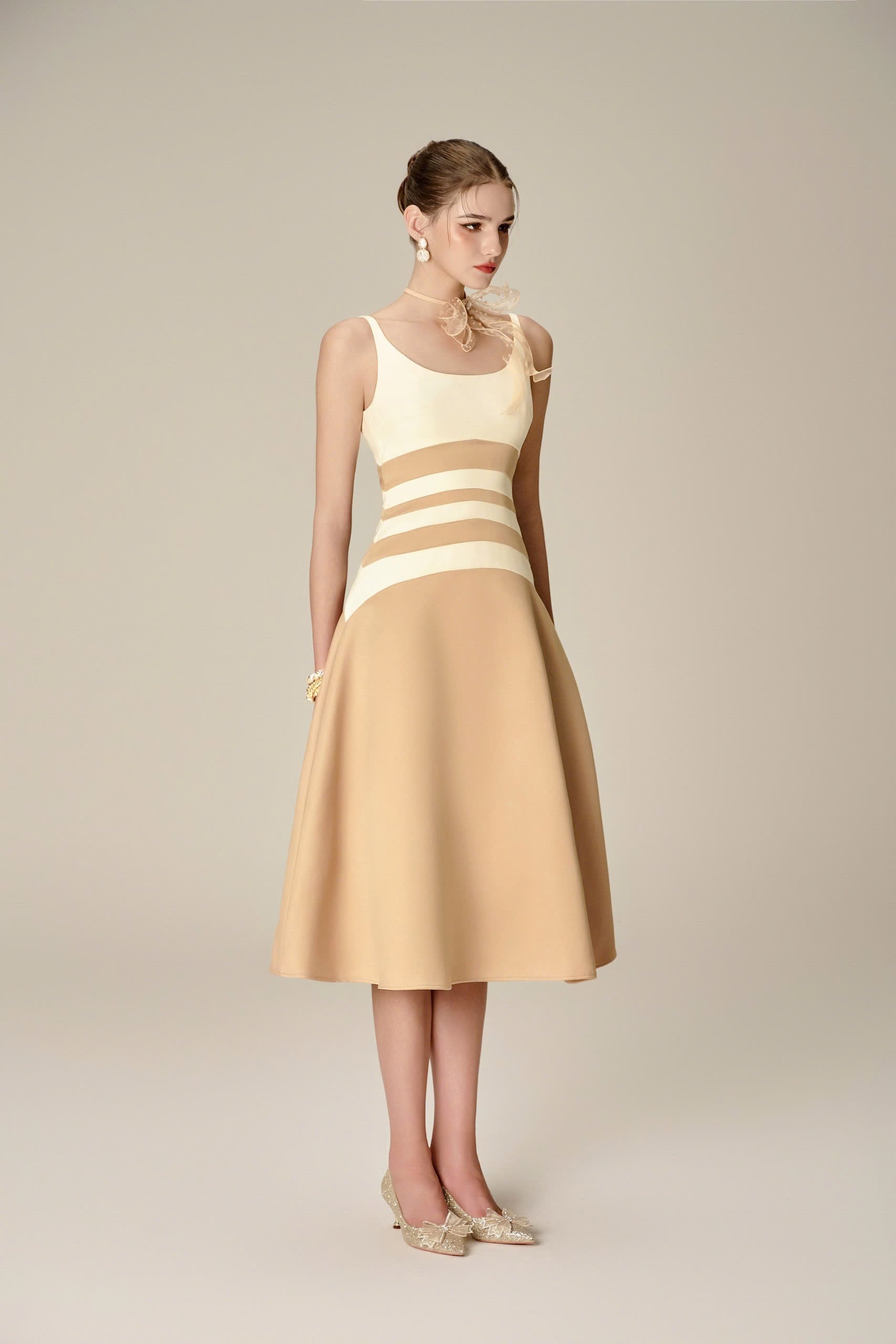 Nhat VY ORLA DRESS