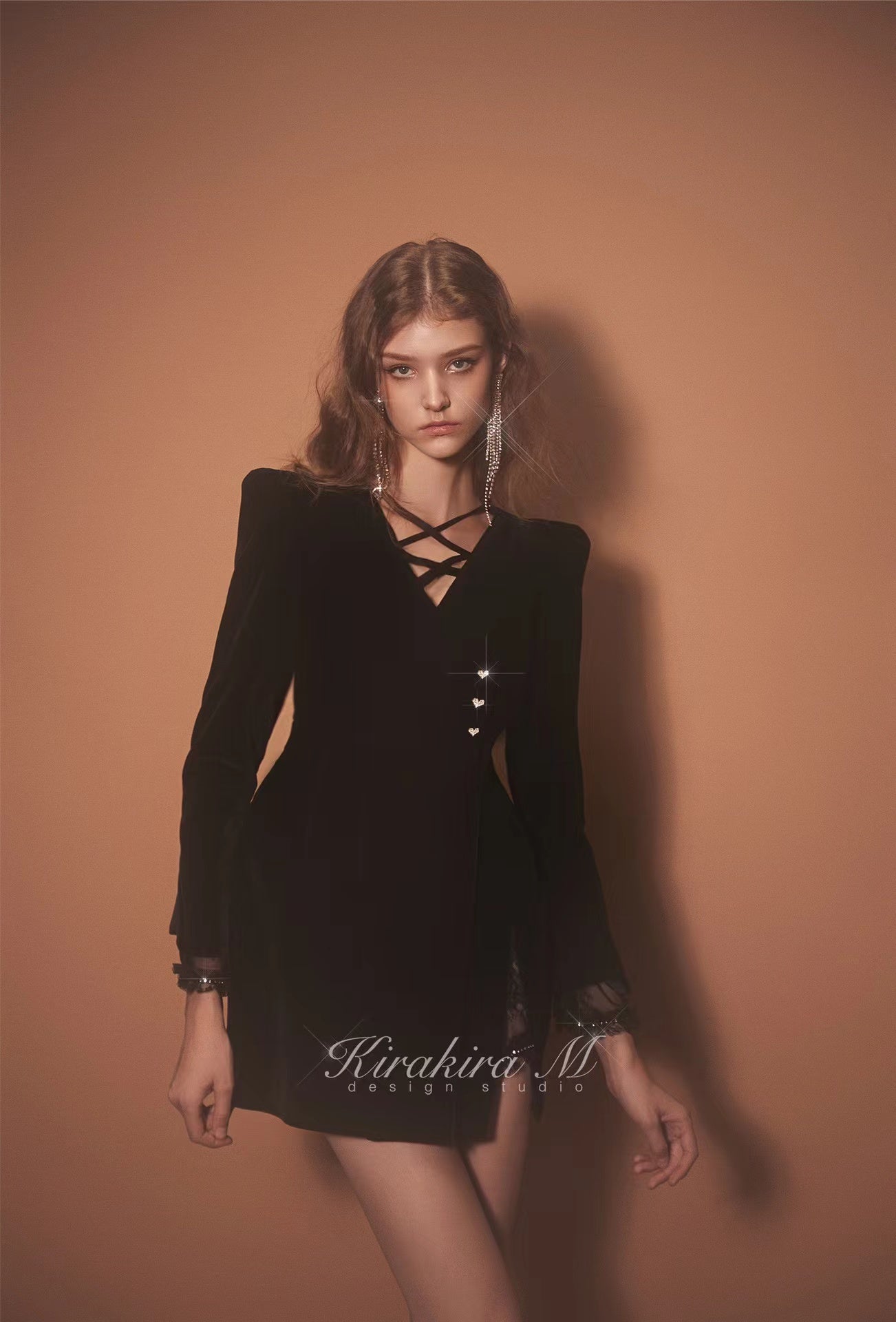 Kirakira.M Diamond Black Velvet Suit Dress