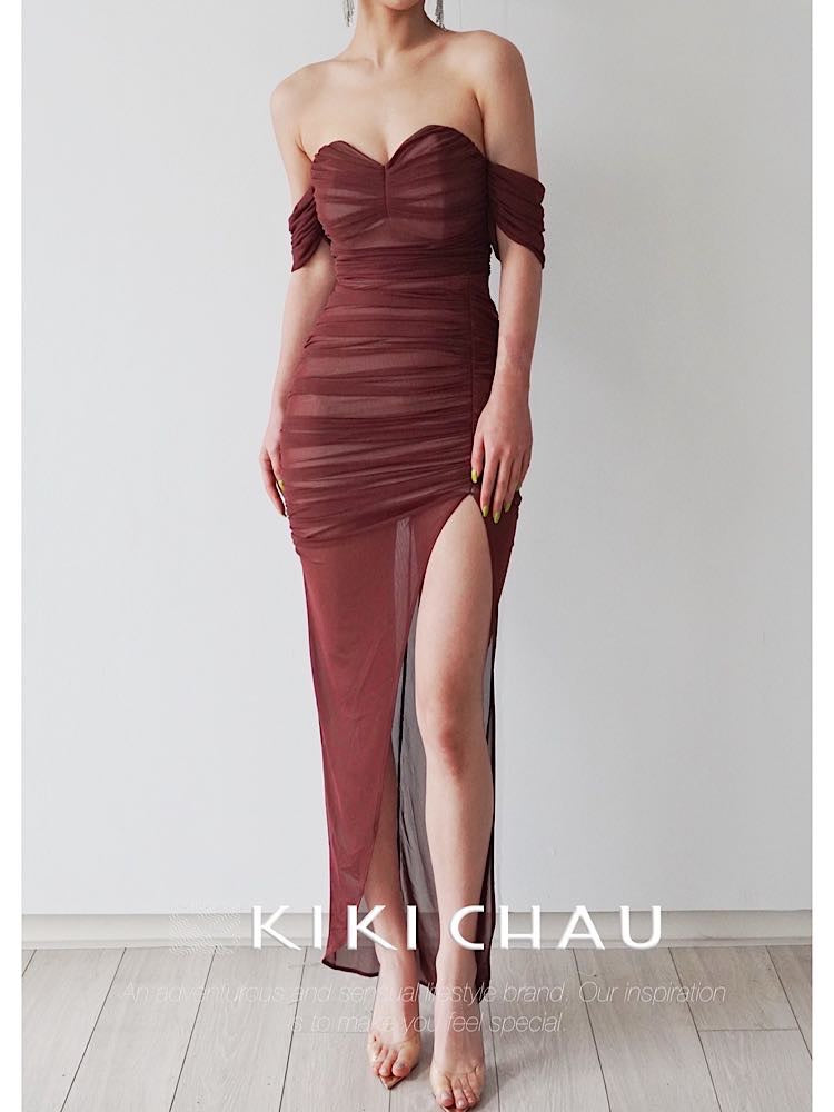 KIKI CHAU "Ember‘ Fire"