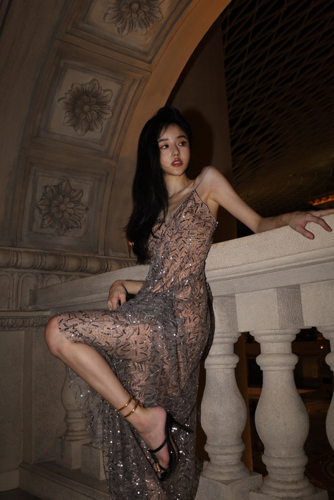 Self-Portrait Sequin Ruffle Maxi Dress: The Perfect Choice for a Glamorous Evening