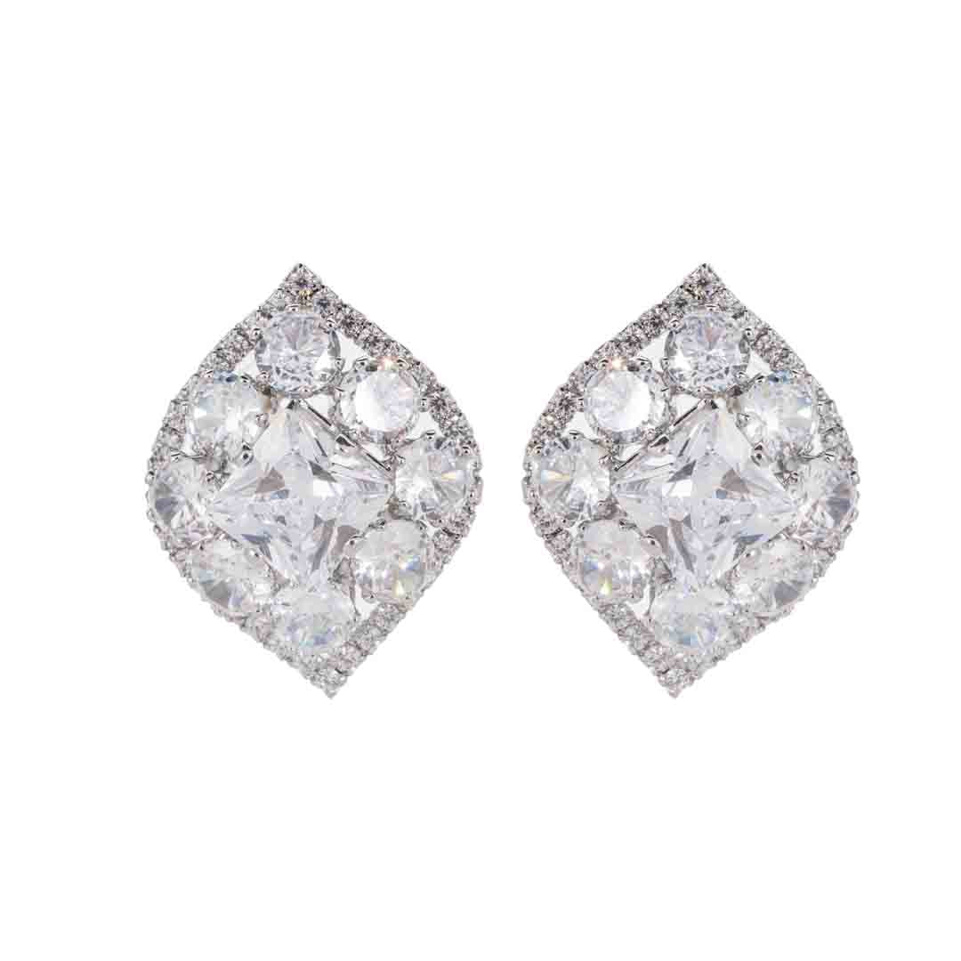 Wardrobes by chen Luxurious diamond studded earrings