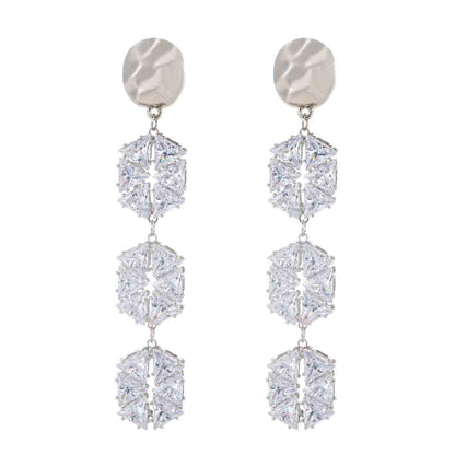 Wardrobes by chen Diamond studded tassel earrings