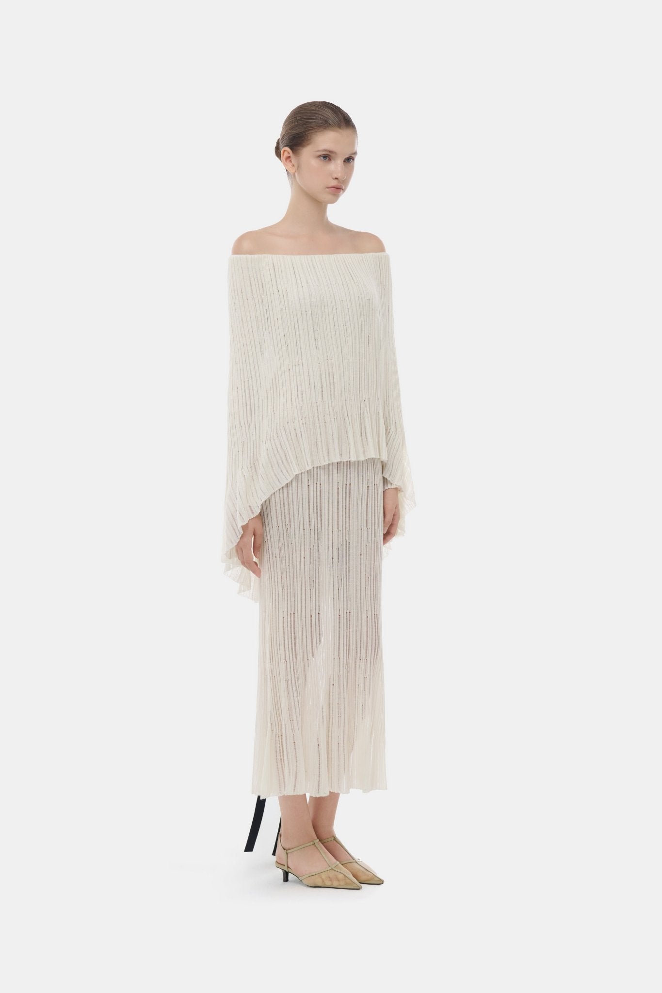 Montsand White Off-Shoulder Pleated Midi Dress