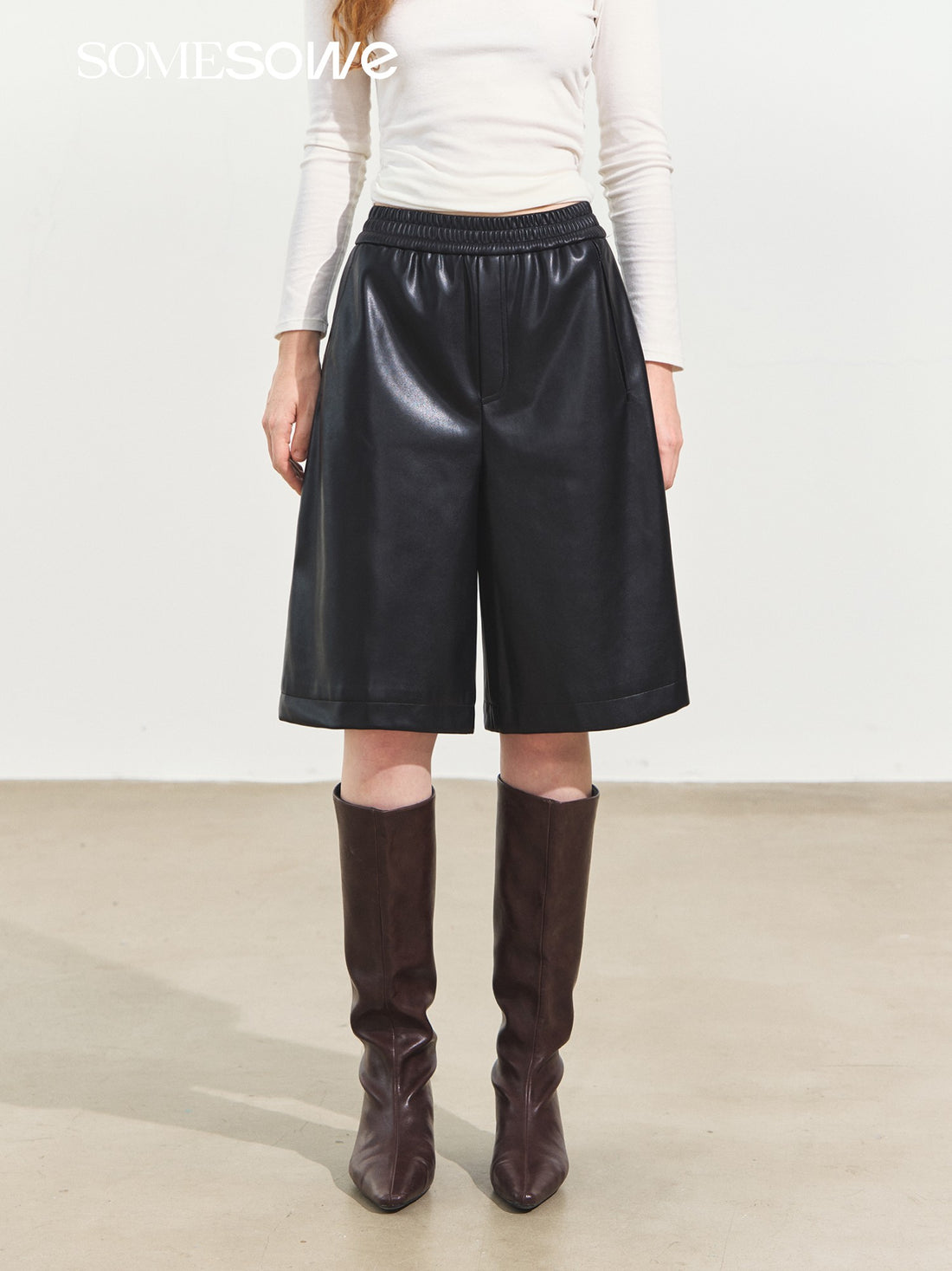SOMESOWE S2508235 Elastic waist wide leg leather pants