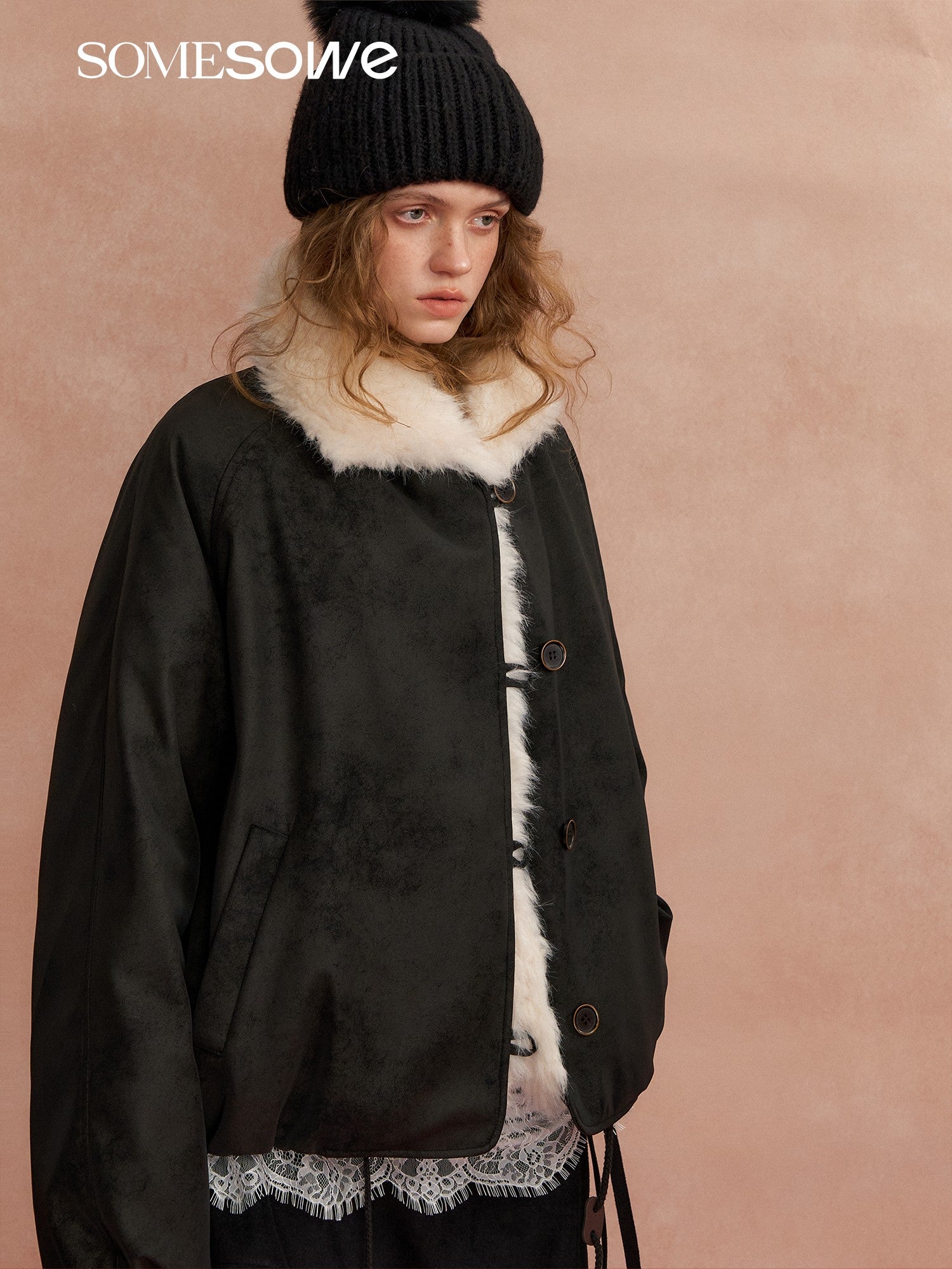 SOMESOWE S2508290 Large collar flower bud short down jacket