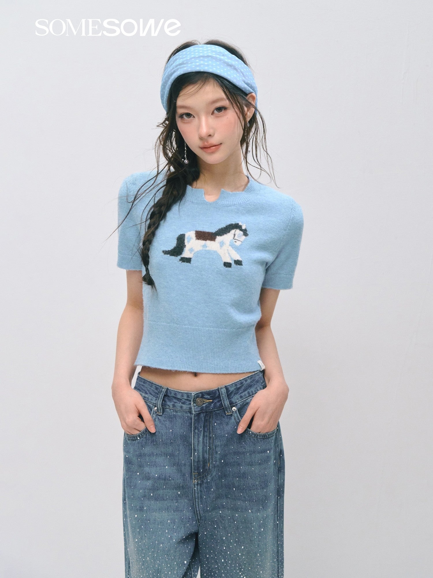 SOMESOWE S2609034 Pony Jacquard Knitted Short Sleeve Top
