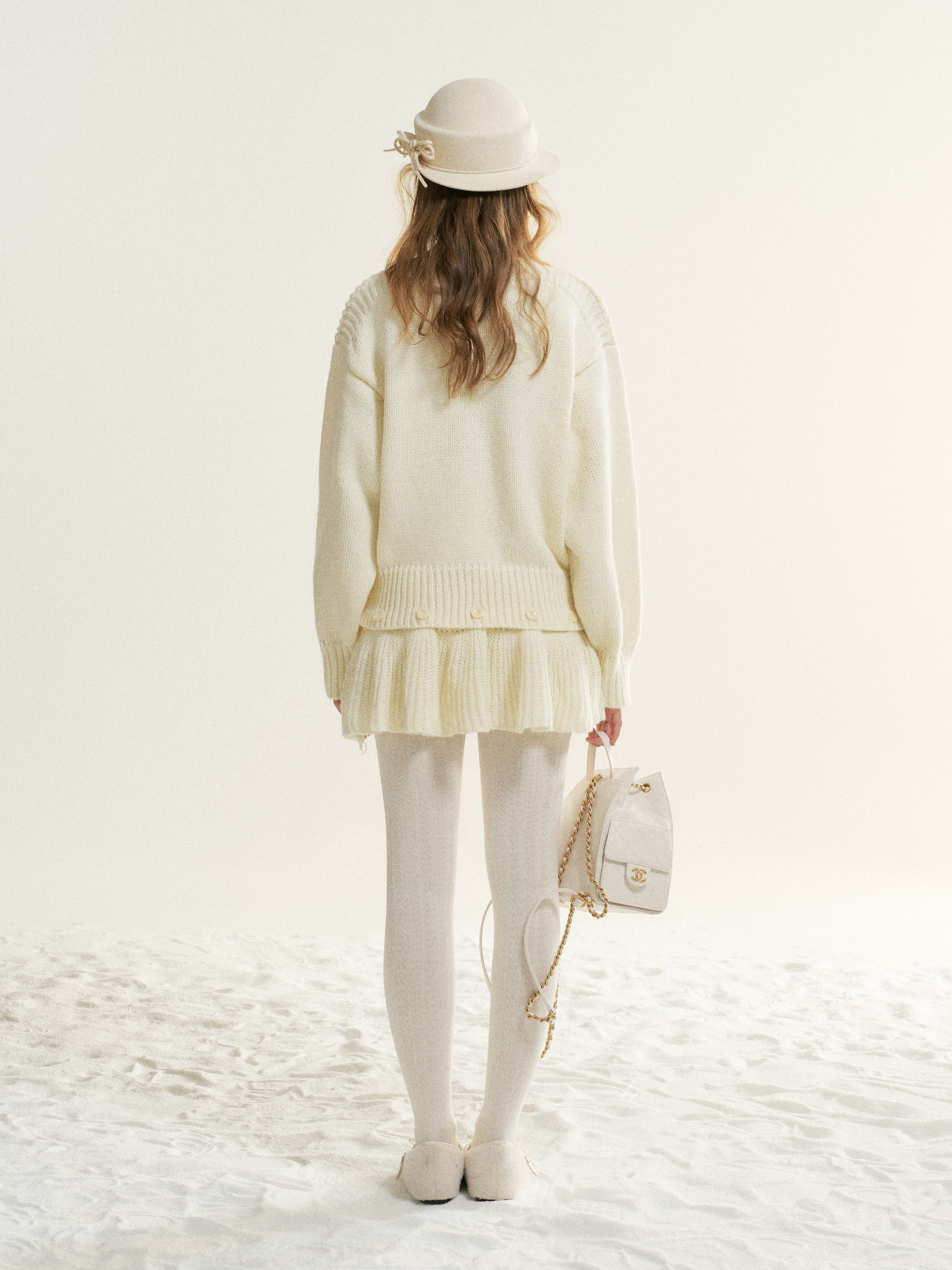 16DEWS 16D25530 Lazy round neck thick needle sweater