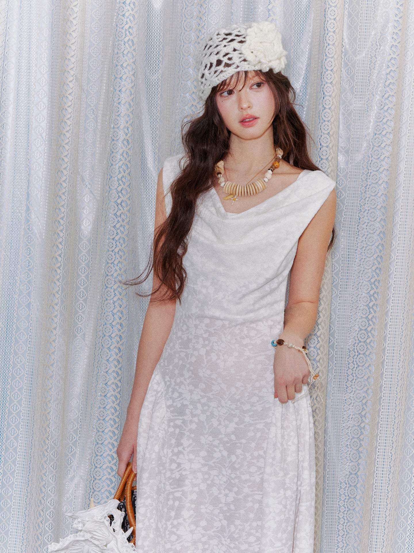 AsGony ASG26029 Swing collar lace jacquard waist cinching dress