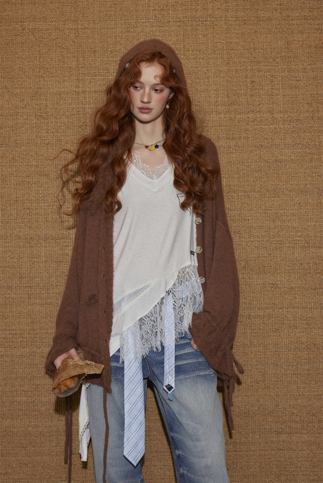 AsGony ASG25431 V-neck lace patchwork asymmetrical hem vest