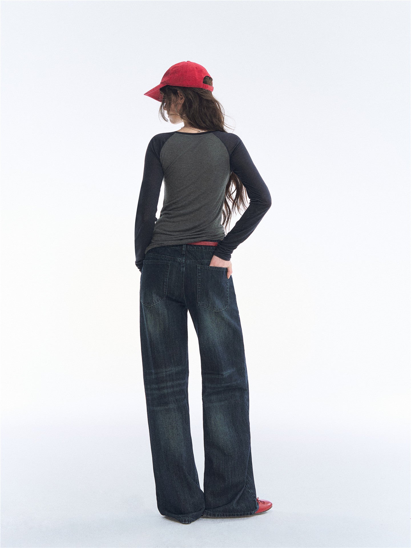Asgony ASG26551 Low-Rise Straight-Leg Jeans with Red Belt