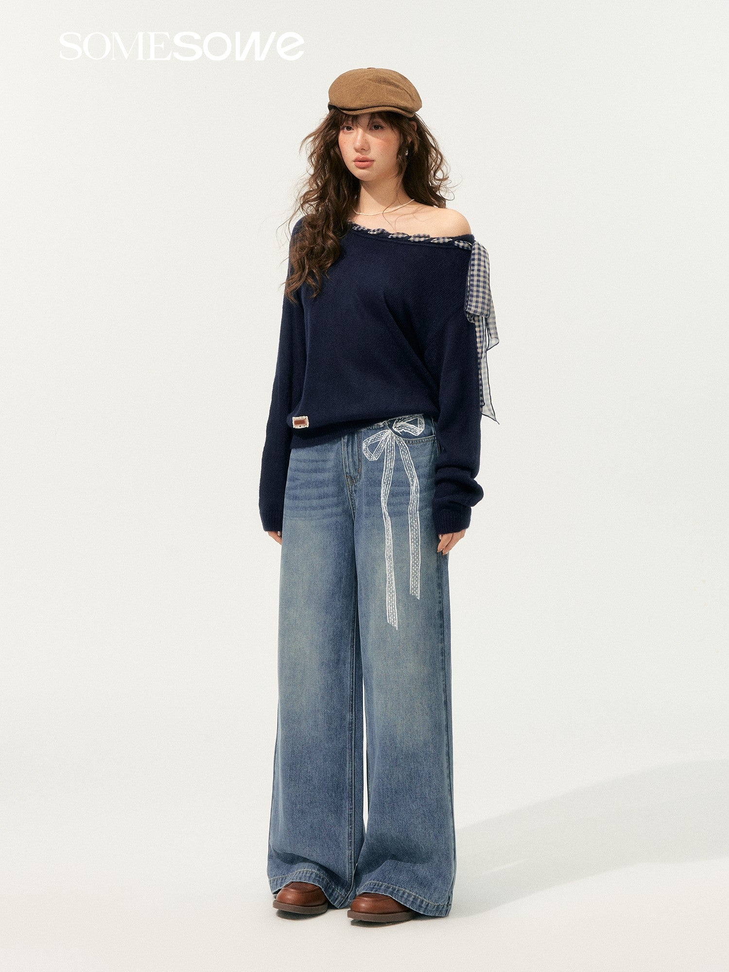 SOMESOWE S2508191 Silk scarf tied knitted top