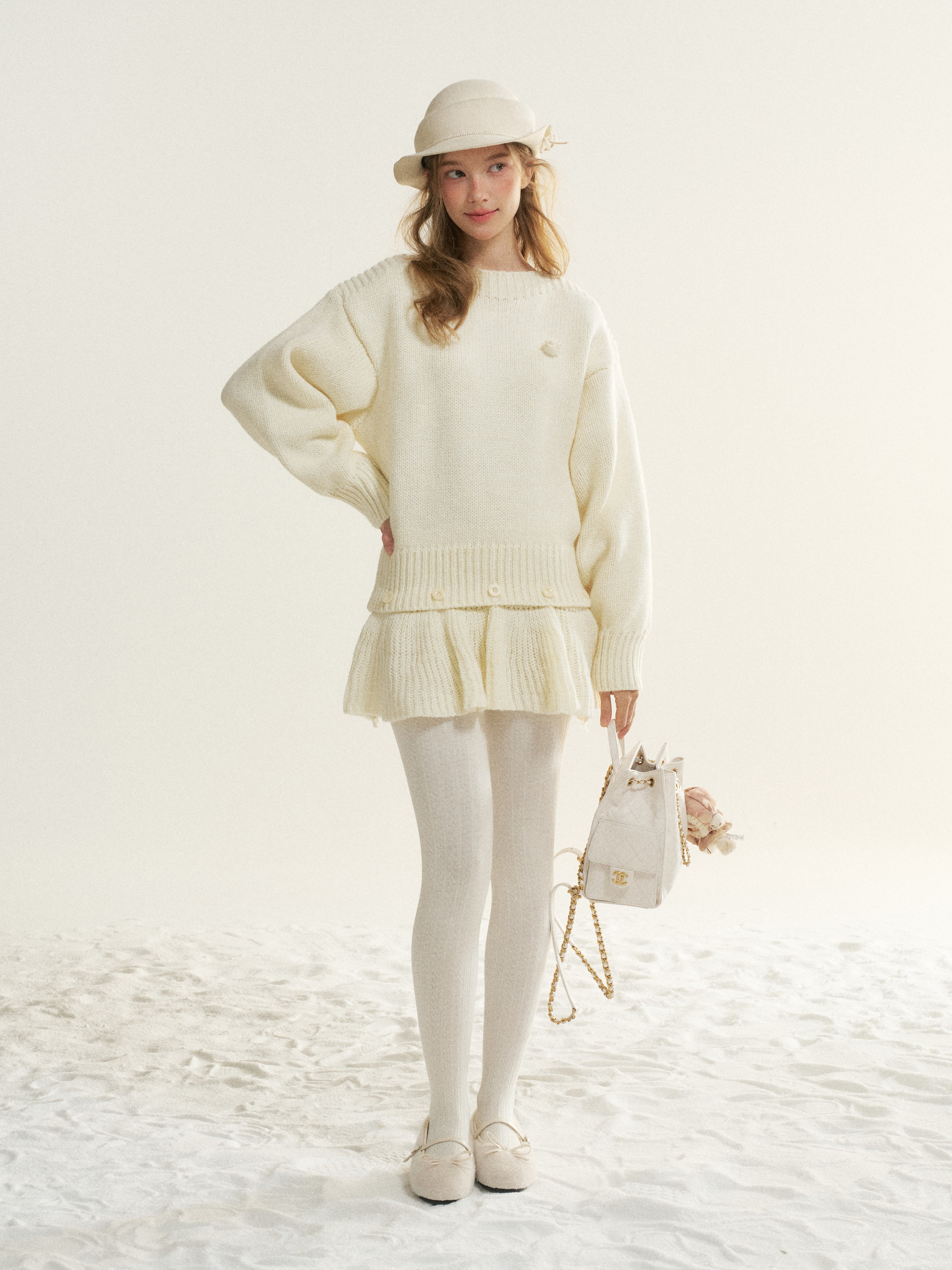 16DEWS 16D25530 Lazy round neck thick needle sweater