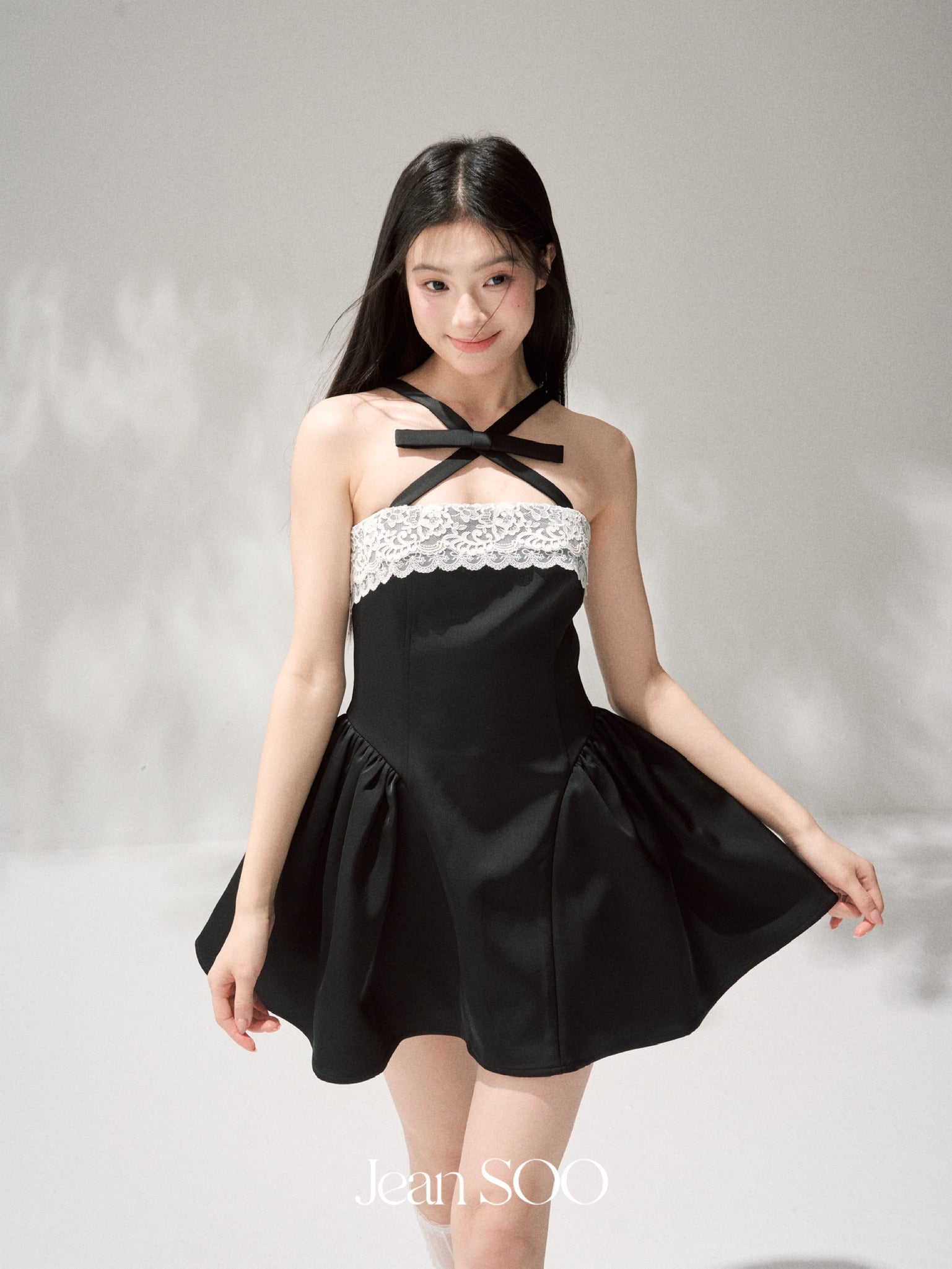 Jean Soo Lace Waisted Chest Fluffy dress
