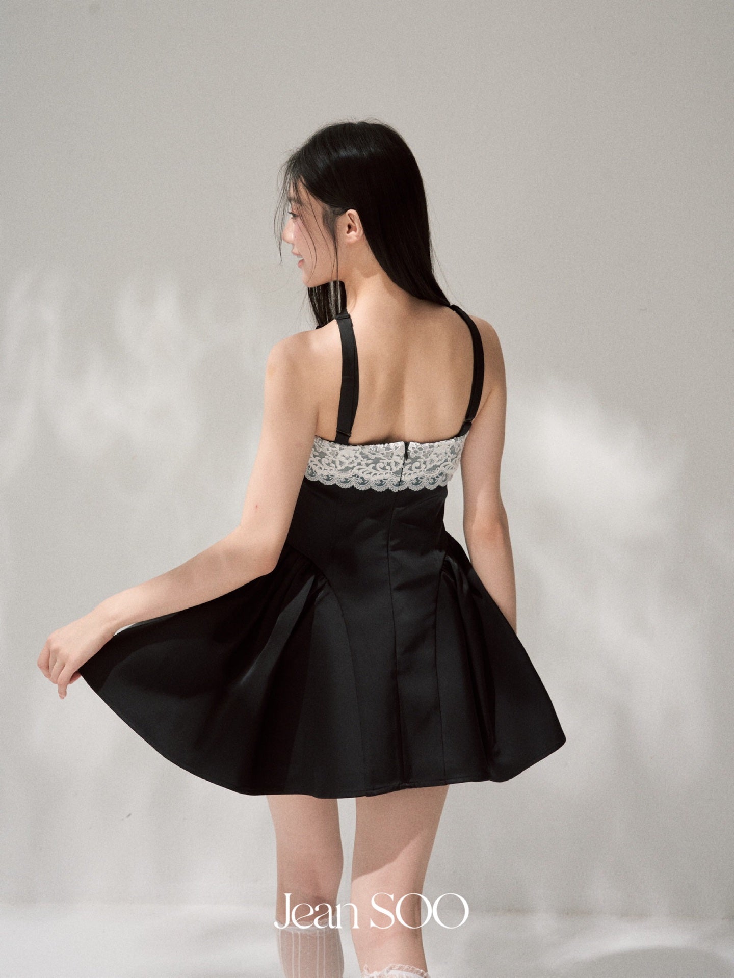 Jean Soo Lace Waisted Chest Fluffy dress
