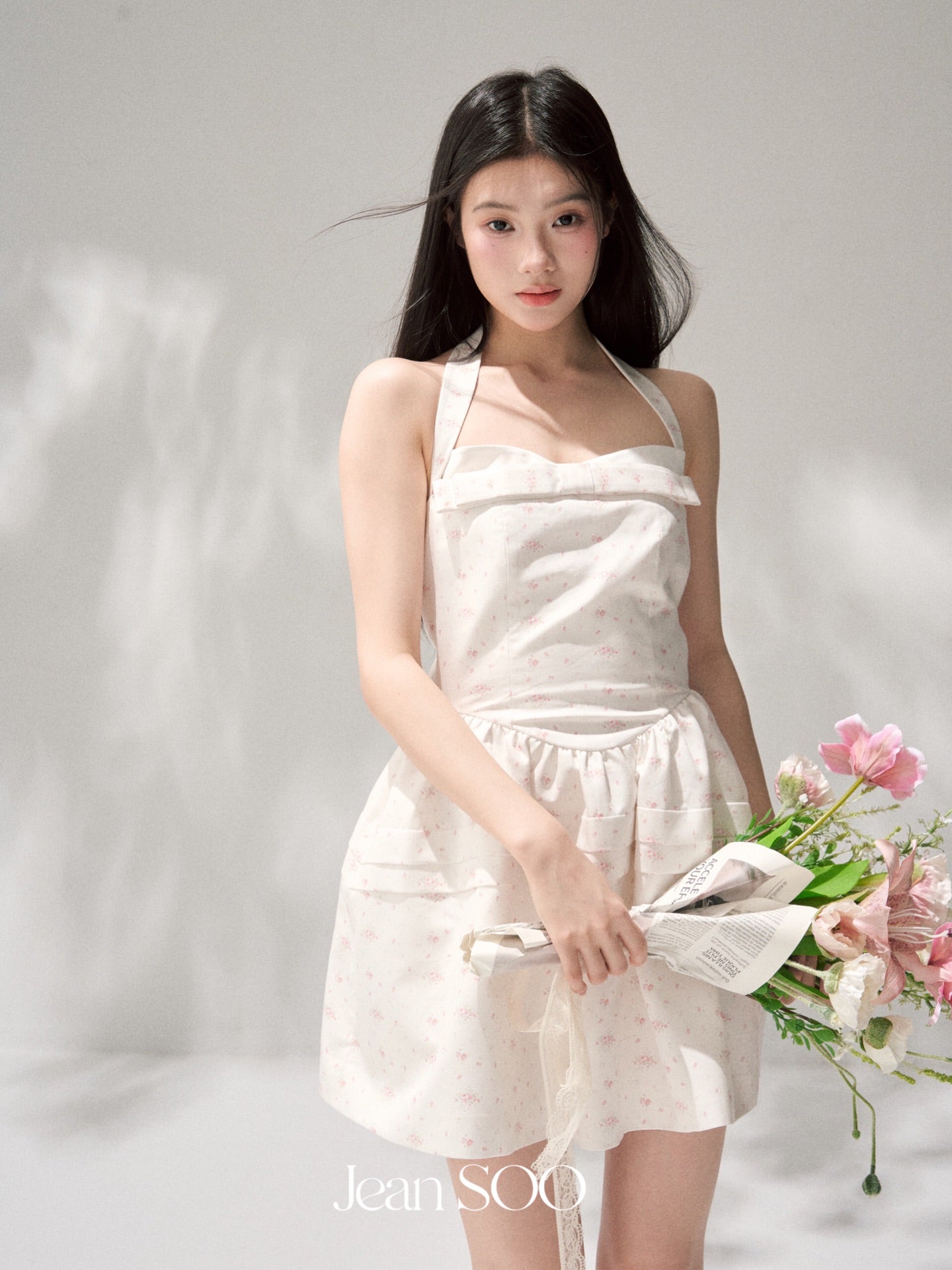 Jean Soo waist pleated hanging neck fluffy dress