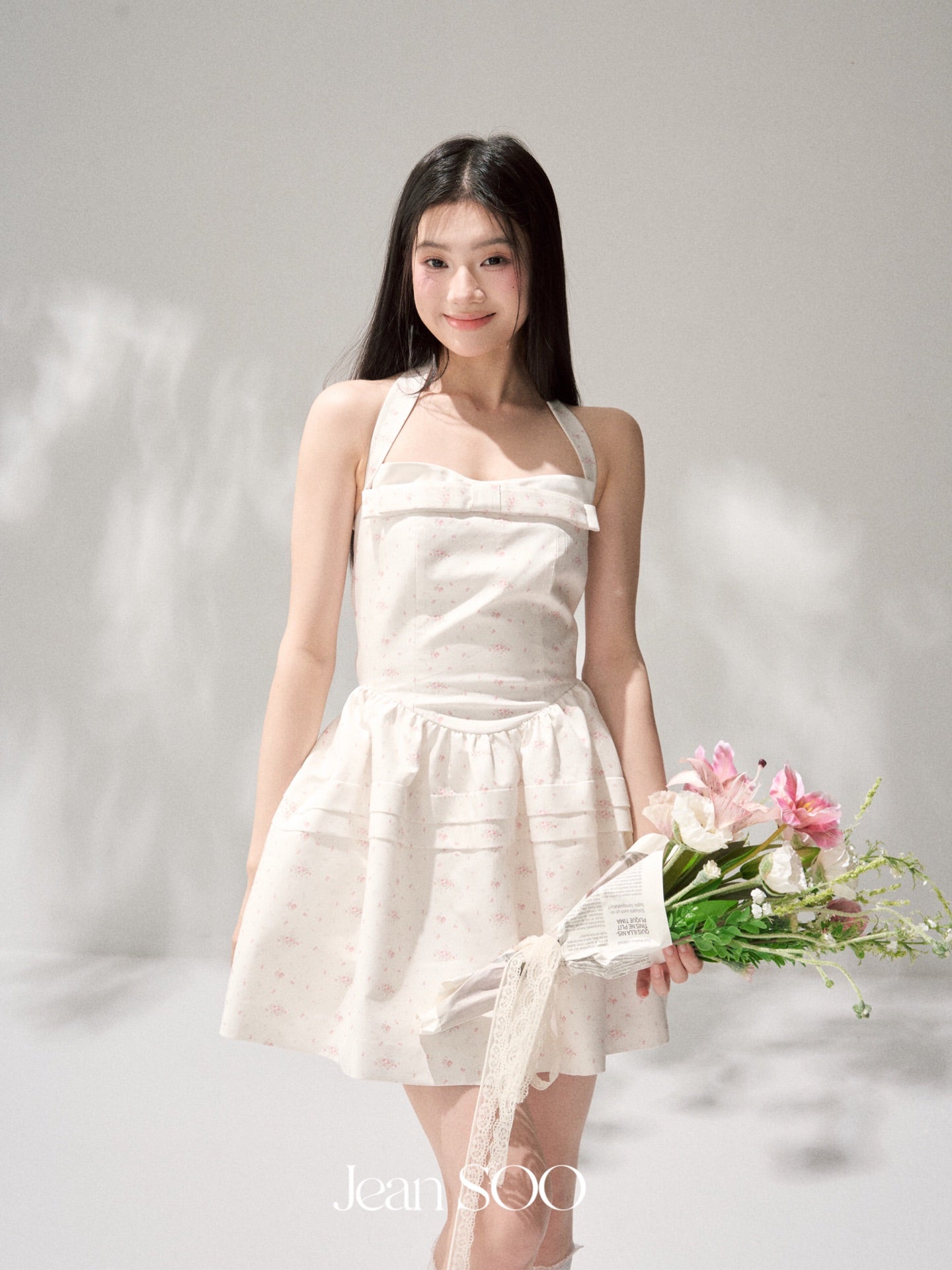 Jean Soo waist pleated hanging neck fluffy dress