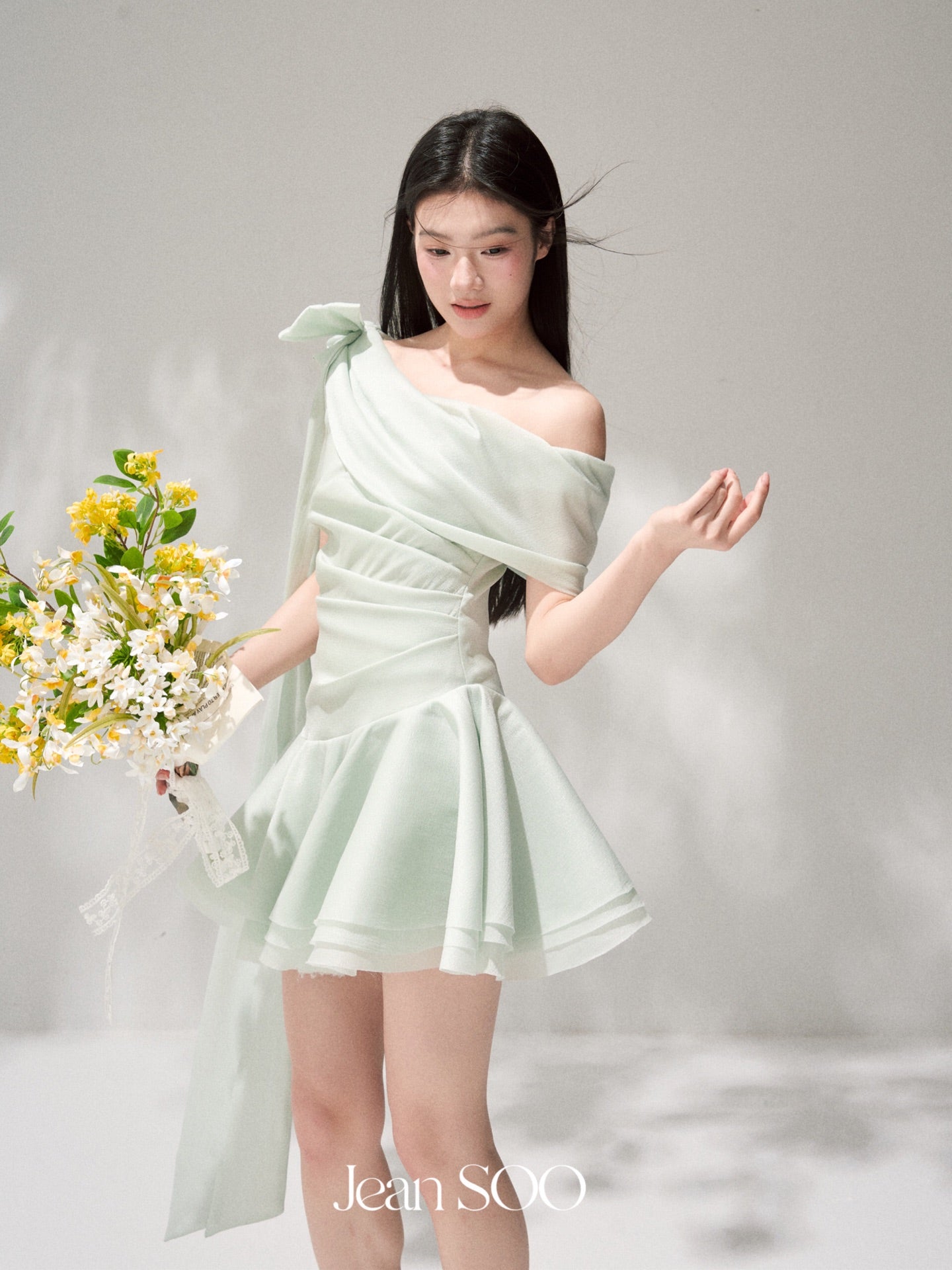 Jean Soo Green Elf slanted shoulder pleated irregular dress