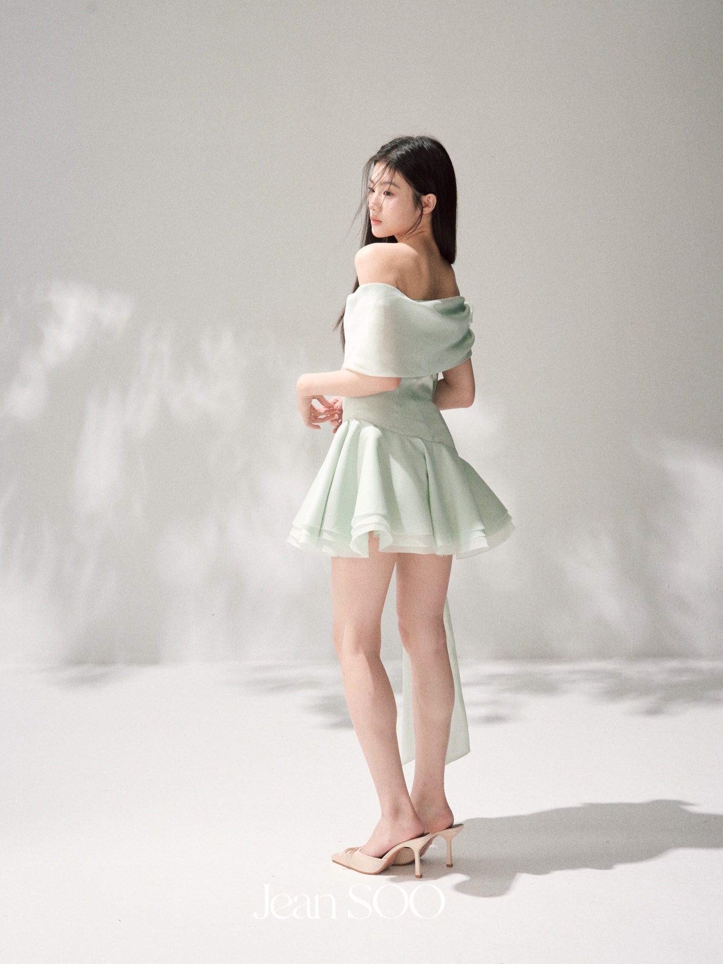 Jean Soo Green Elf slanted shoulder pleated irregular dress