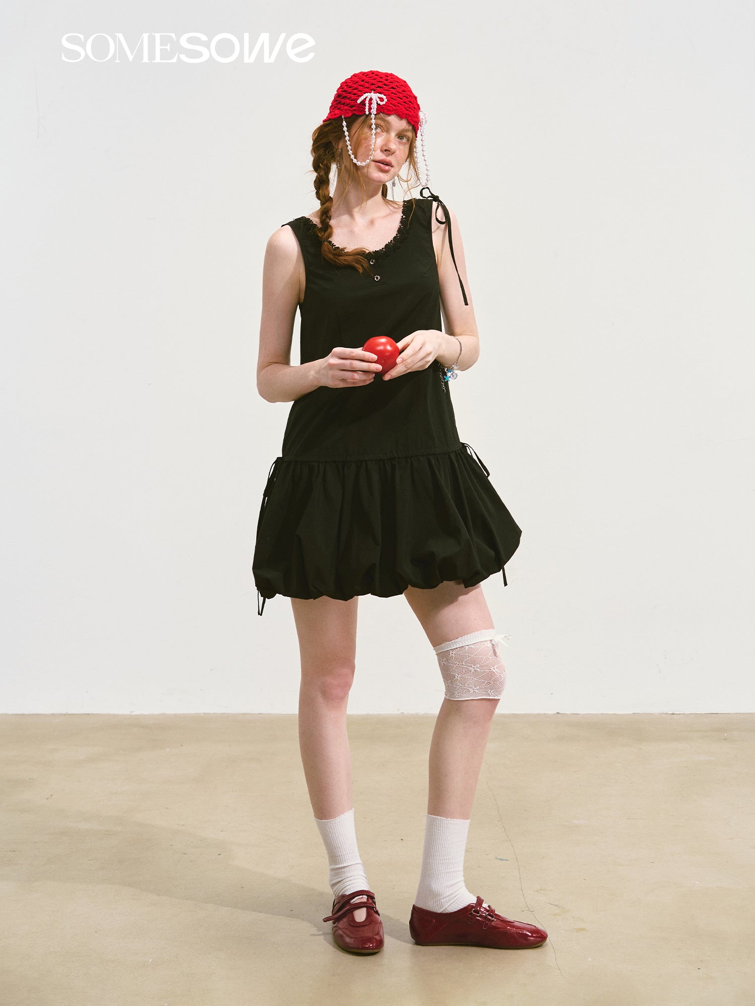 SOMESOWE S2508112 Sleeveless puffy skirt