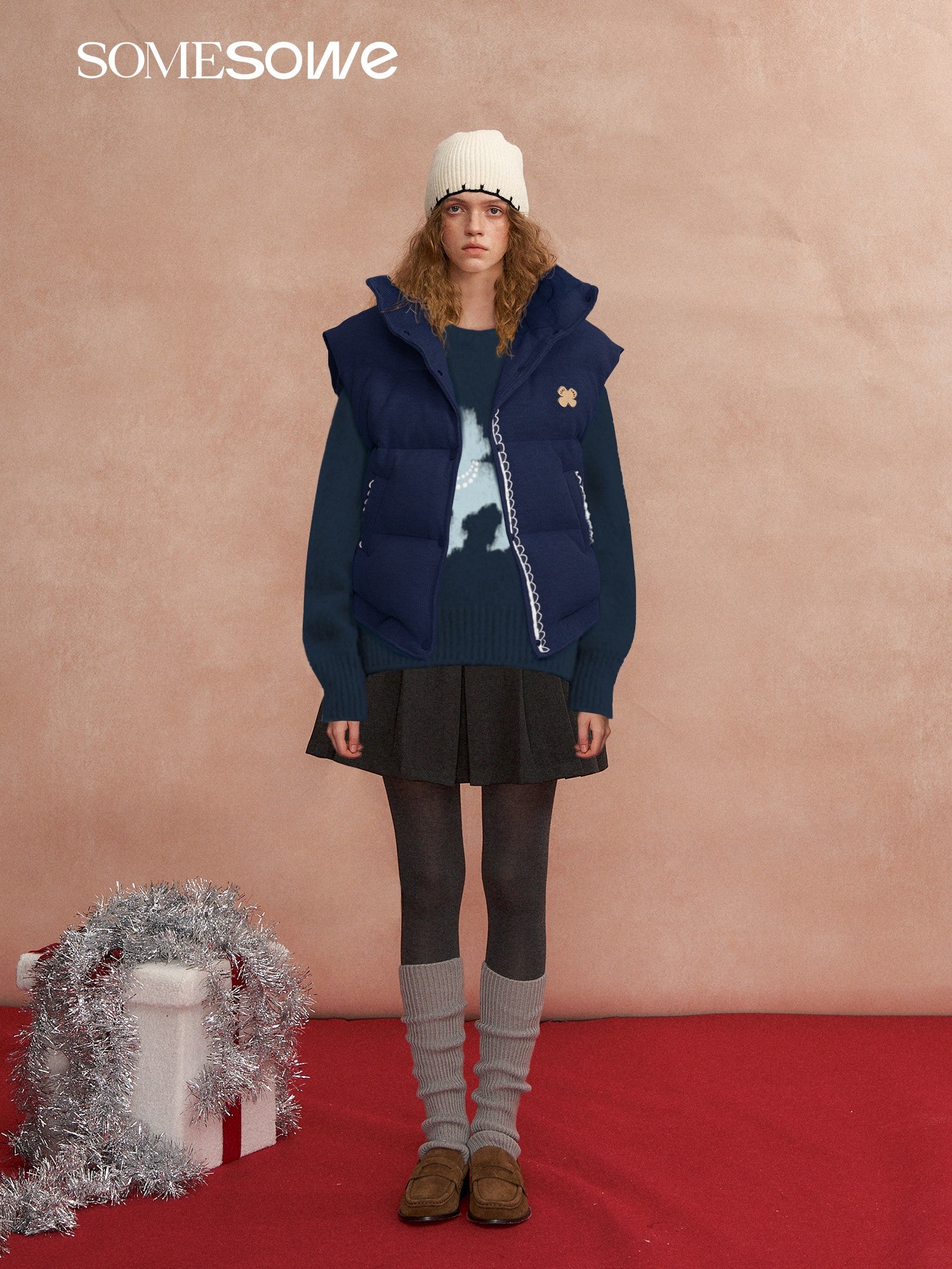 SOMESOWE S2508301 Lace patchwork stand up collar bread vest