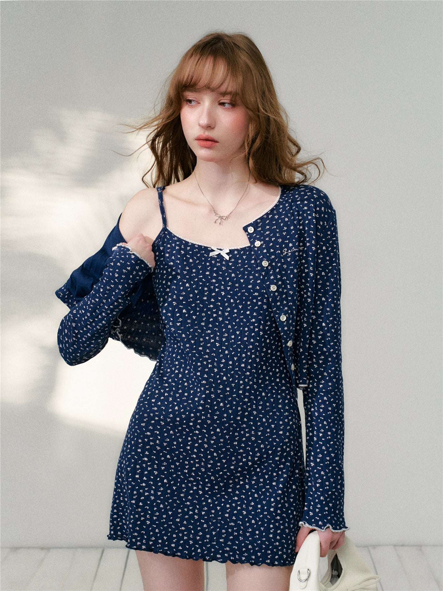 16DEWS 16D26129&amp;16D26130 Blue floral short cardigan + camisole dress