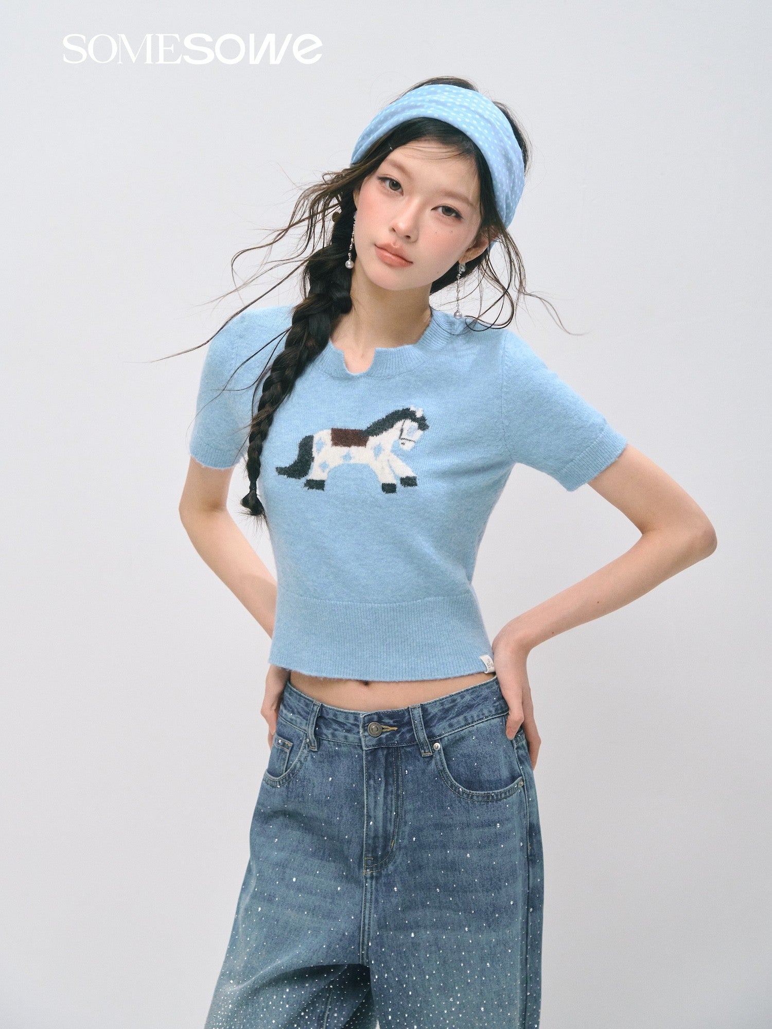 SOMESOWE S2609034 Pony Jacquard Knitted Short Sleeve Top