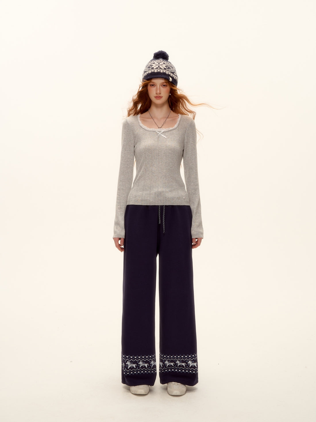 AsGony ASG25483 U-neck lace bow hollow knitting base top